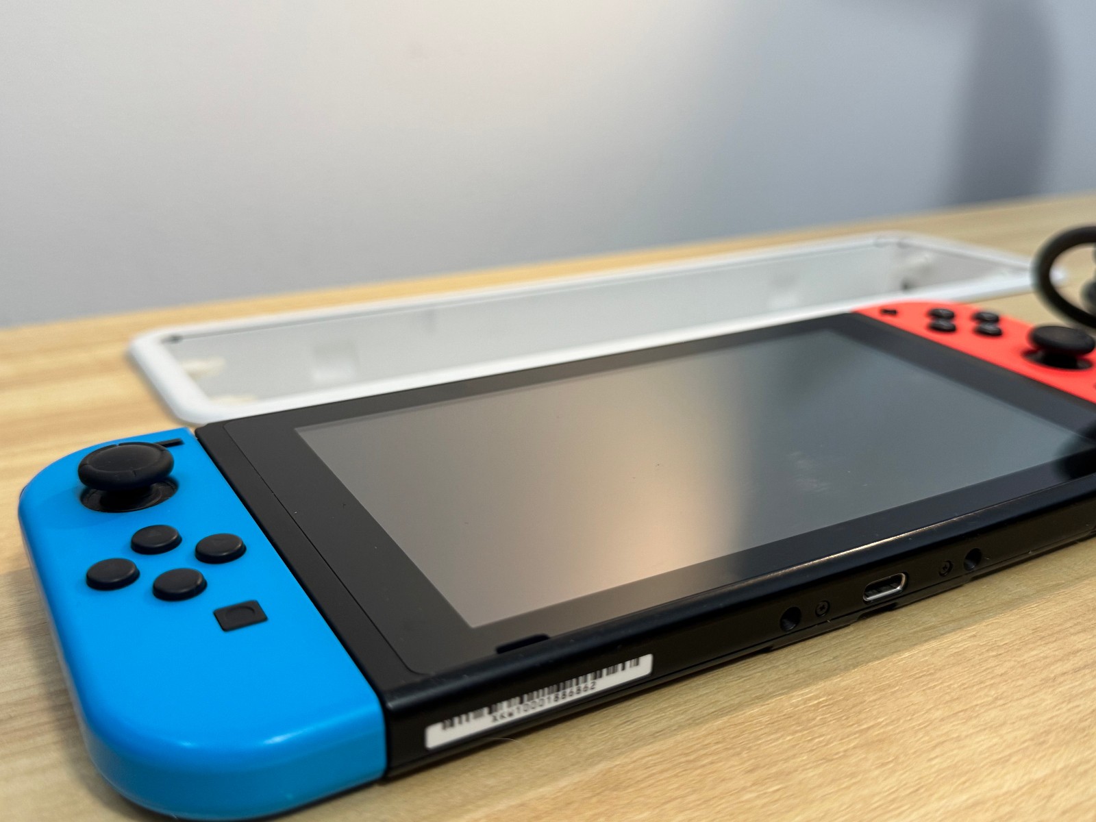 Nintendo Switch 32GB • Red/Blue • Dock/Pro Controller/Case • HAC-001(-01) (2019)