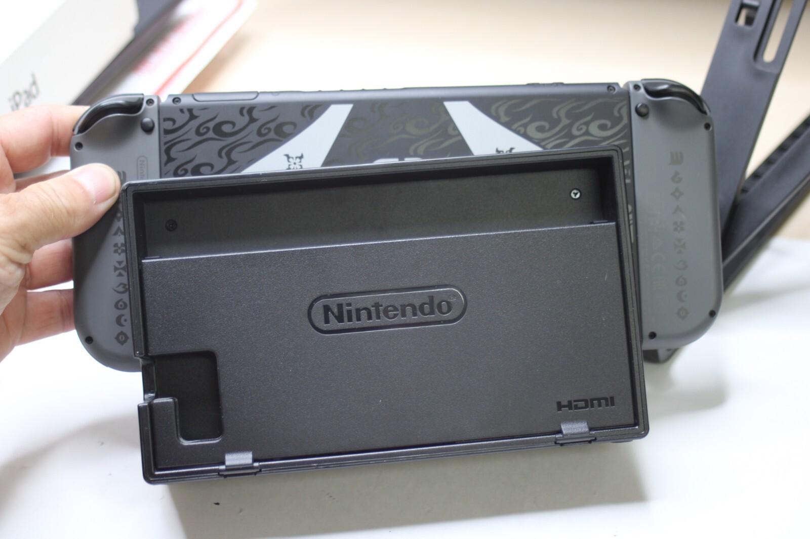 Nintendo Switch Monster Hunter Rise Edition Console HAC-001(-01) – S Rank – Fast