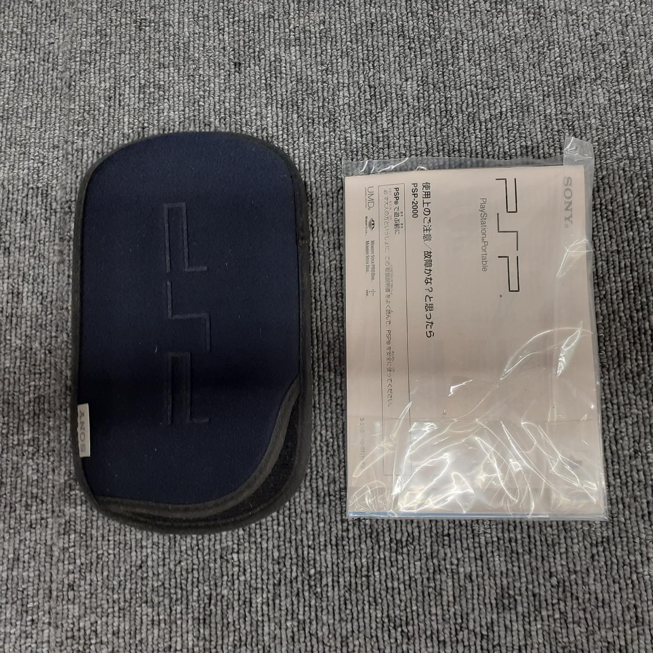 Sony PlayStation Portable PSP-2000 Retro Gaming Console A2553