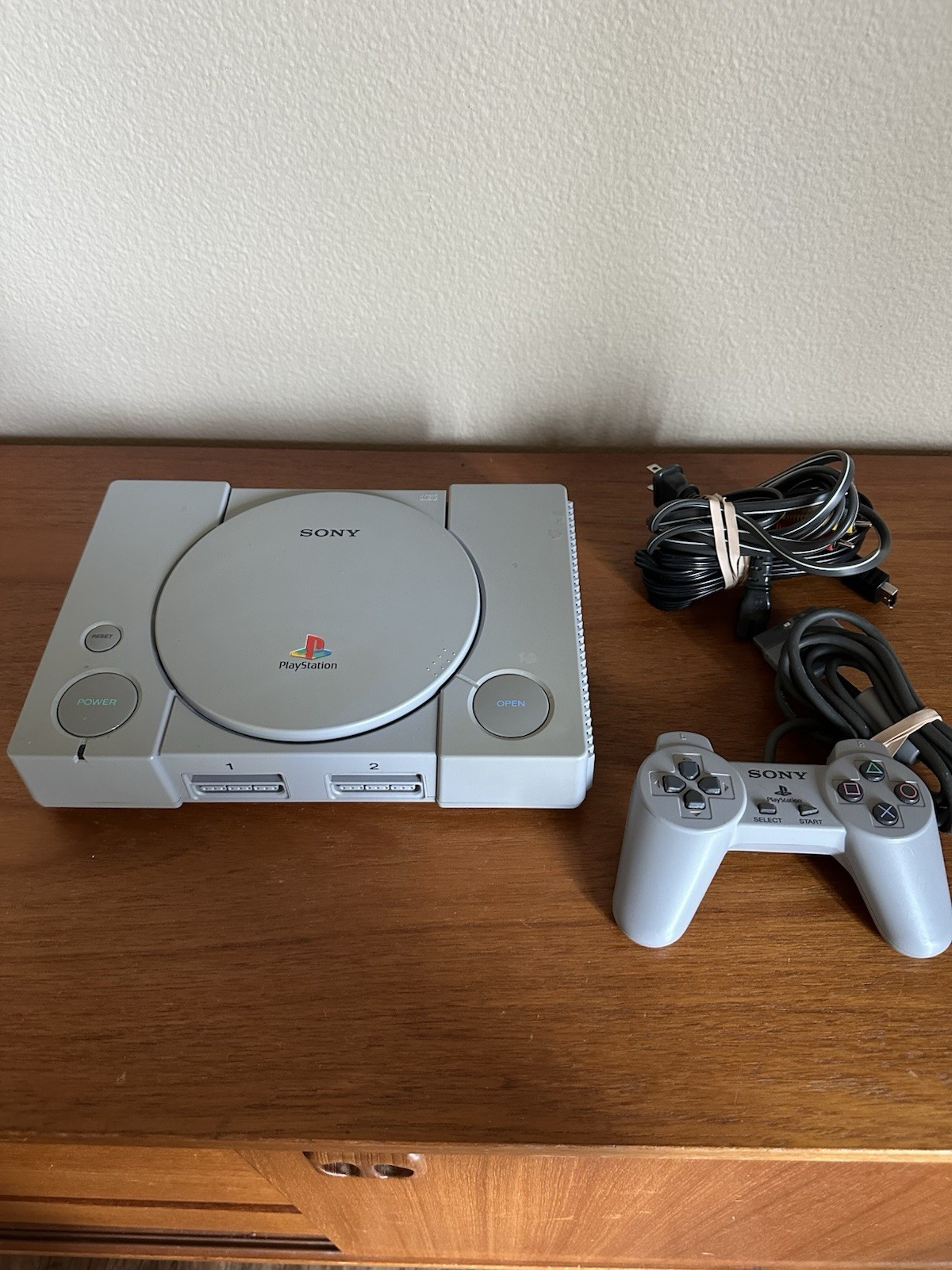 Sony Playstation 1 SCPH-7501 Console w/ Original Controller & Cables