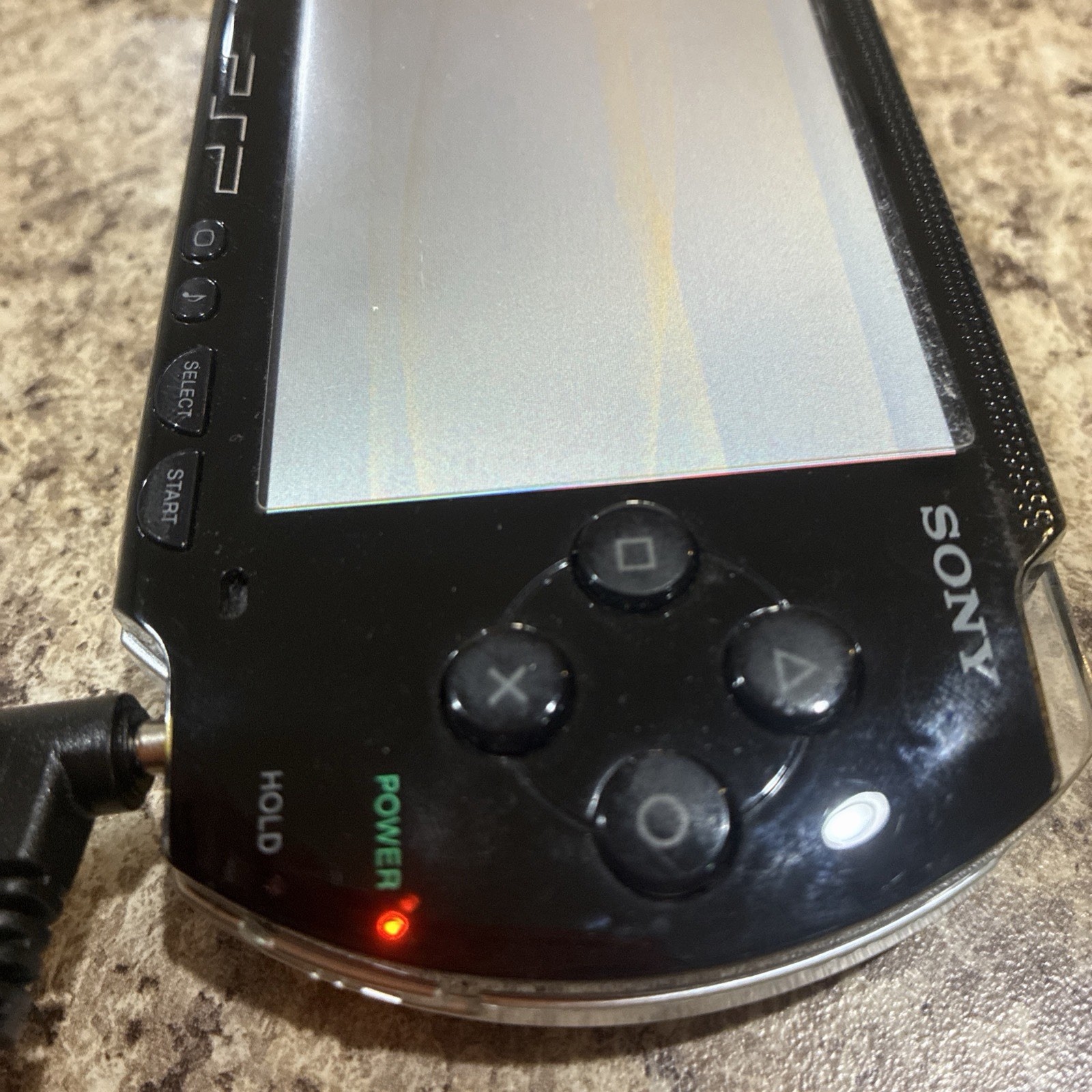 Sony PSP 2000 Launch Edition 64MB Handheld System – Piano Black With Battery