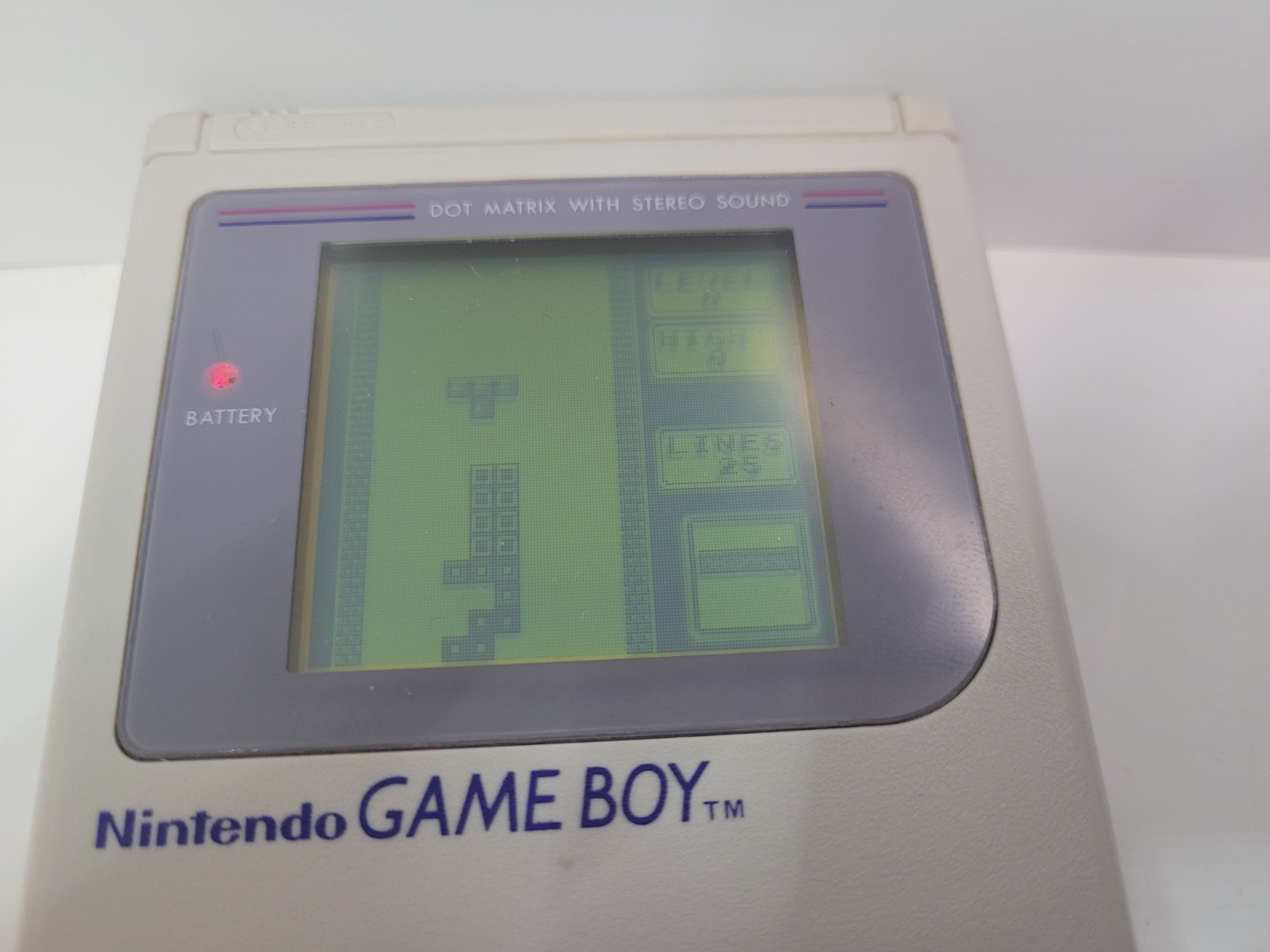 Ninendo Game Boy system – with game, manuals, link cable ( B331 )