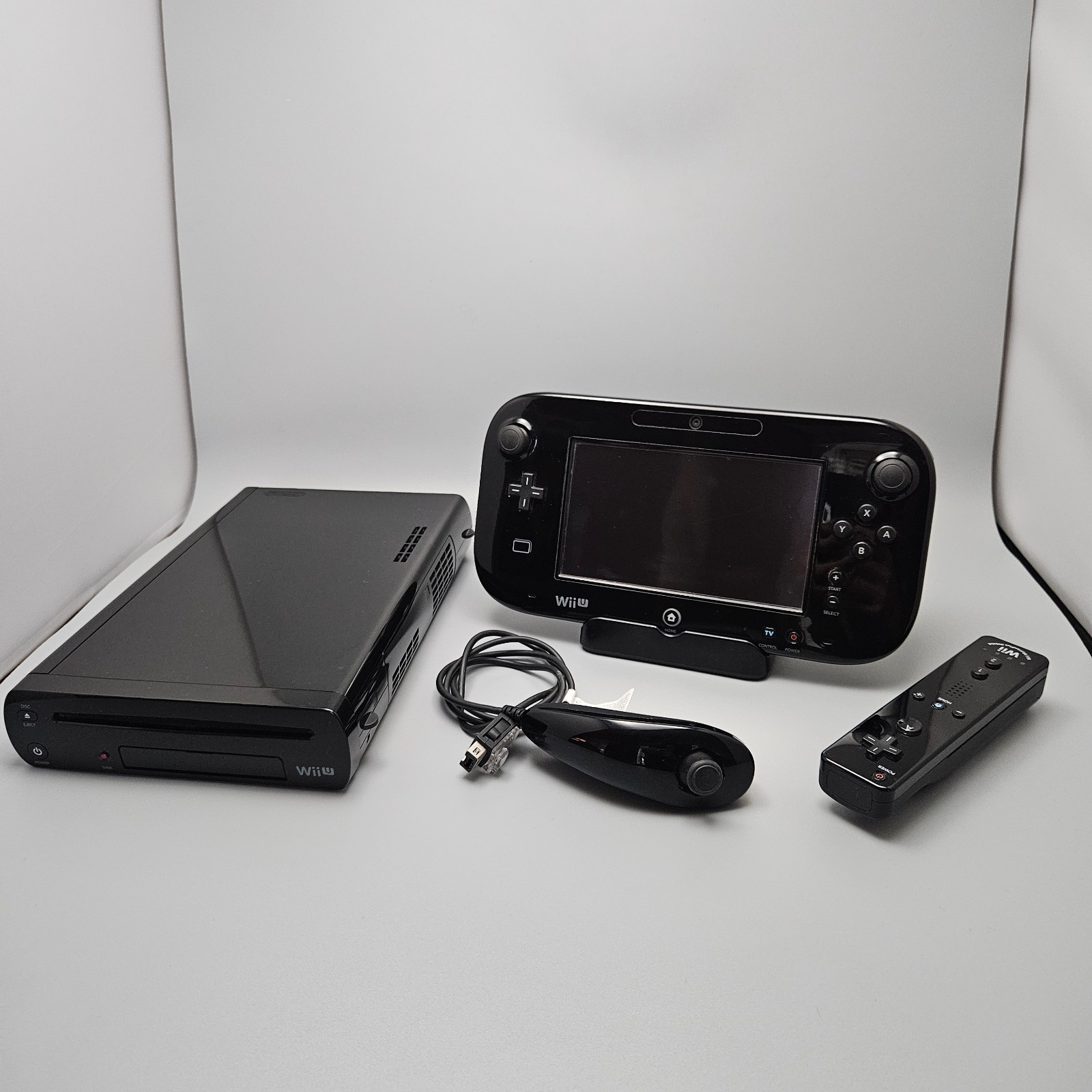 Nintendo Wii U 32GB – Black, plus games, TWILIGHT PRINCESS!