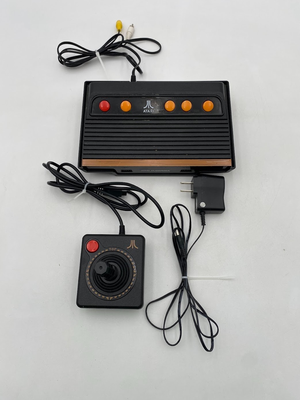 ATARI Flashback 5 Classic game console 1 joystick power supply/cord
