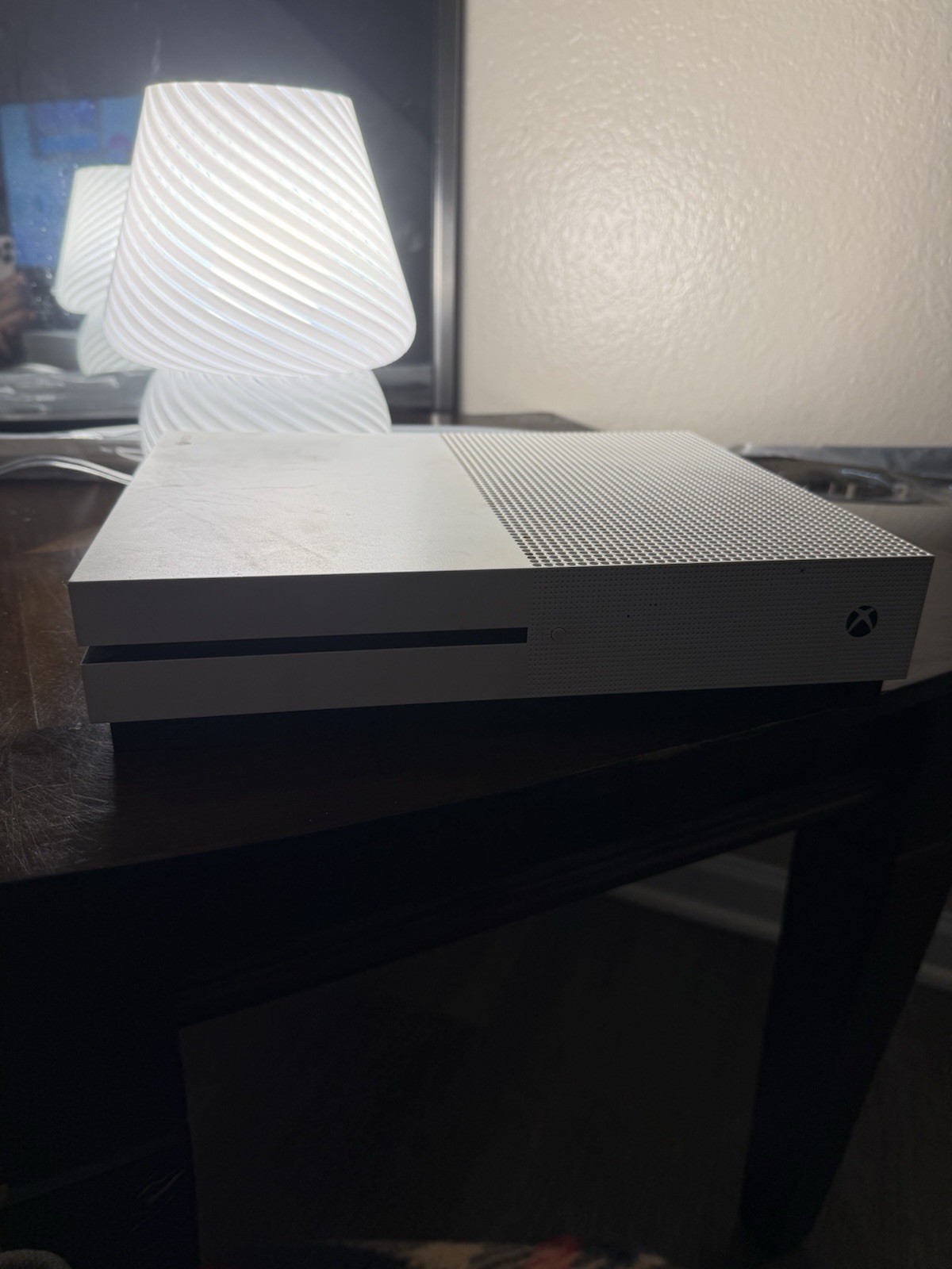 Microsoft Xbox One S White Video Game Console HDMI USB-A S/PDIF IR Out