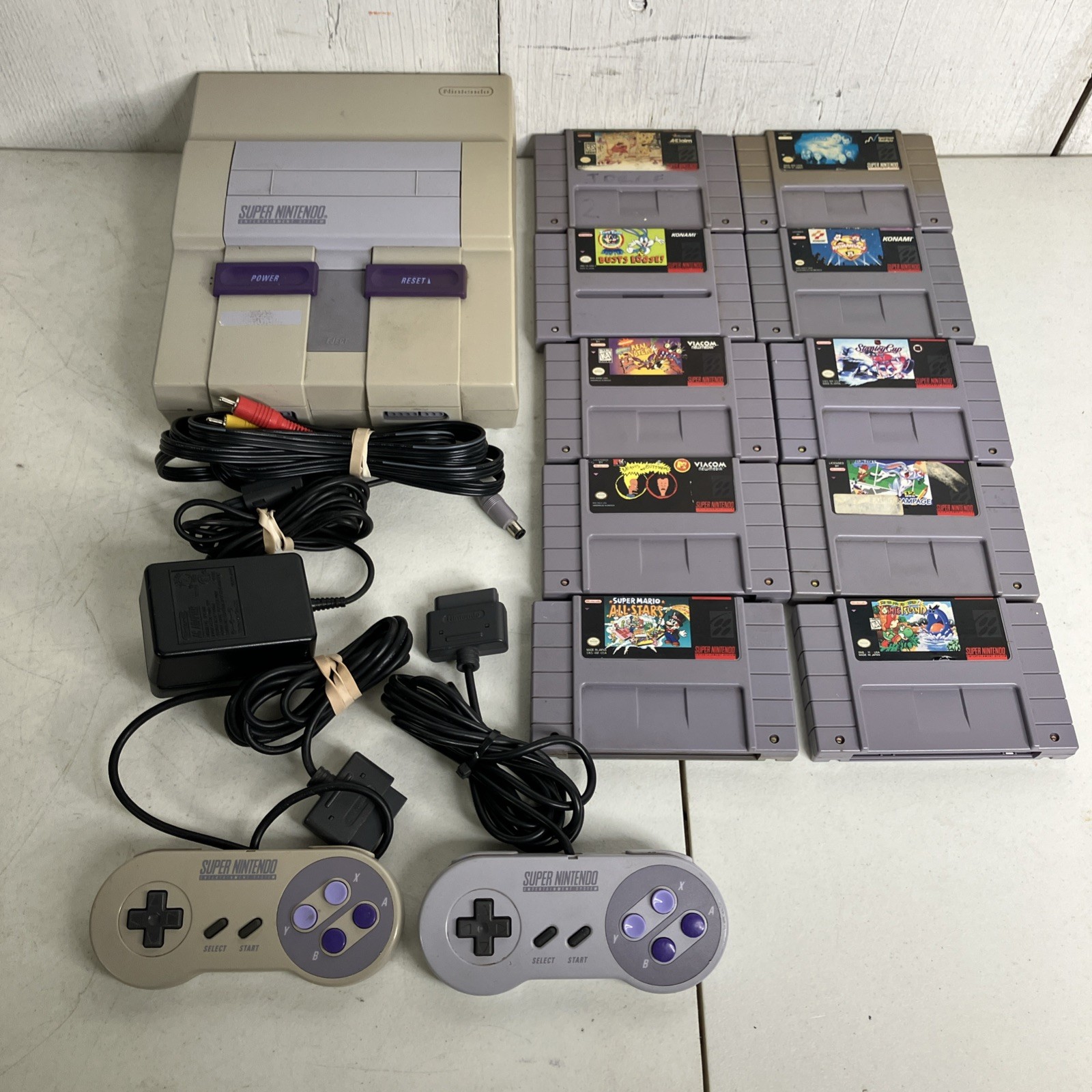 Super Nintendo SNES System Console Bundle 10 Games Super Mario All Stars Yoshi’s
