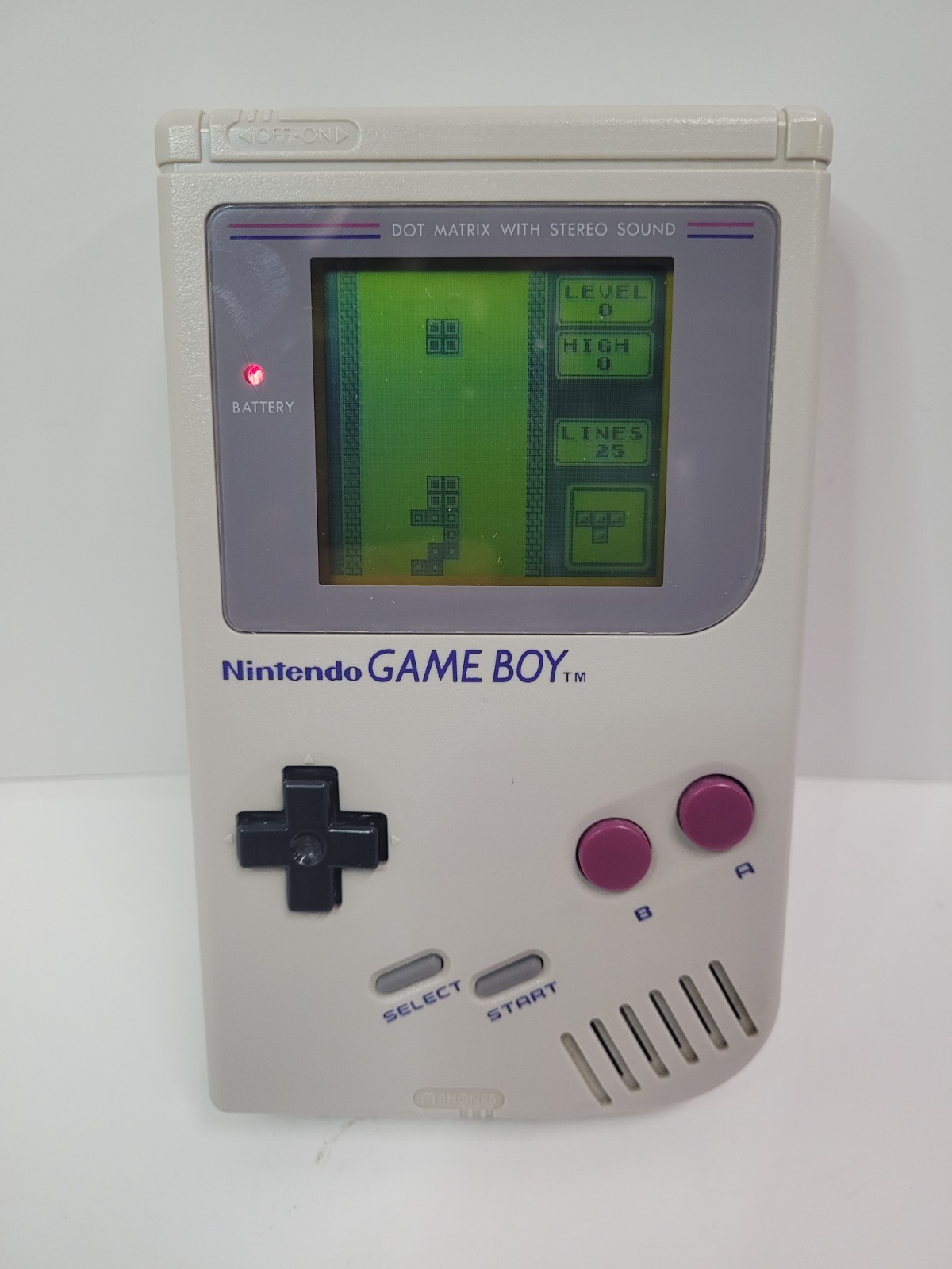 Ninendo Game Boy system – with game, manuals, link cable ( B331 )