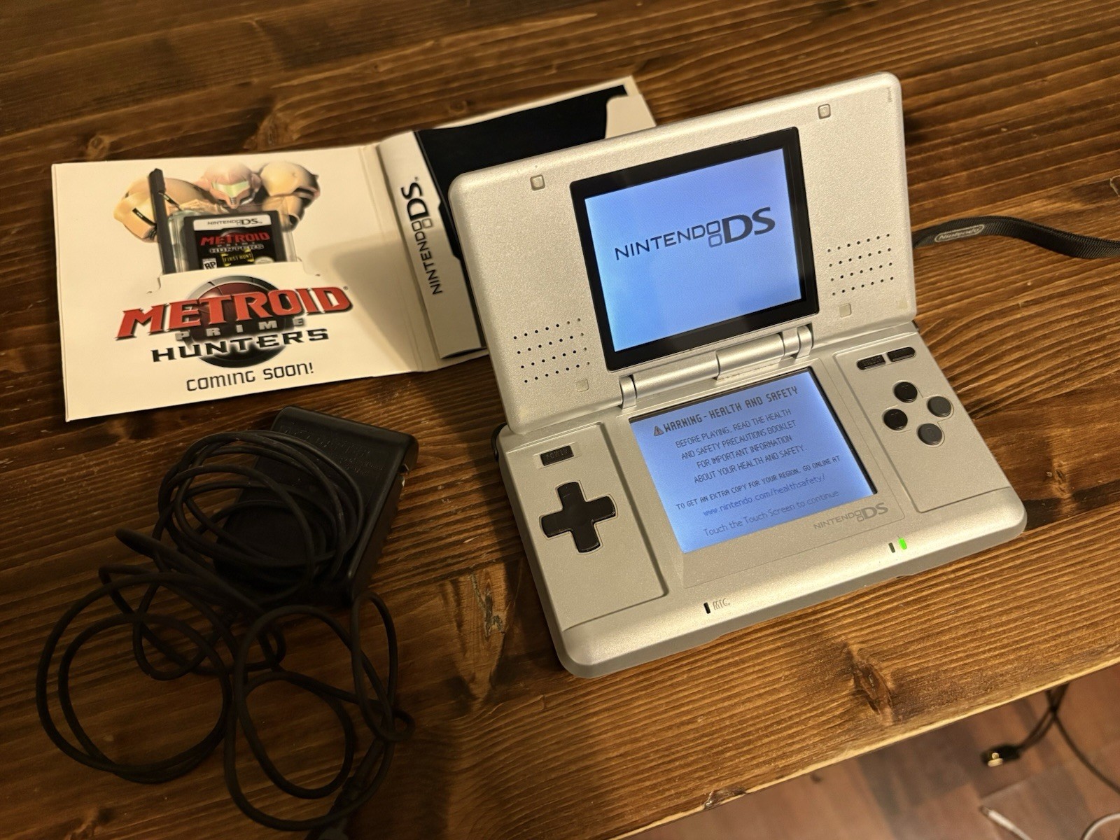 Nintendo DS Handheld System Silver Original, Tested, Working, Metroid Prime Demo