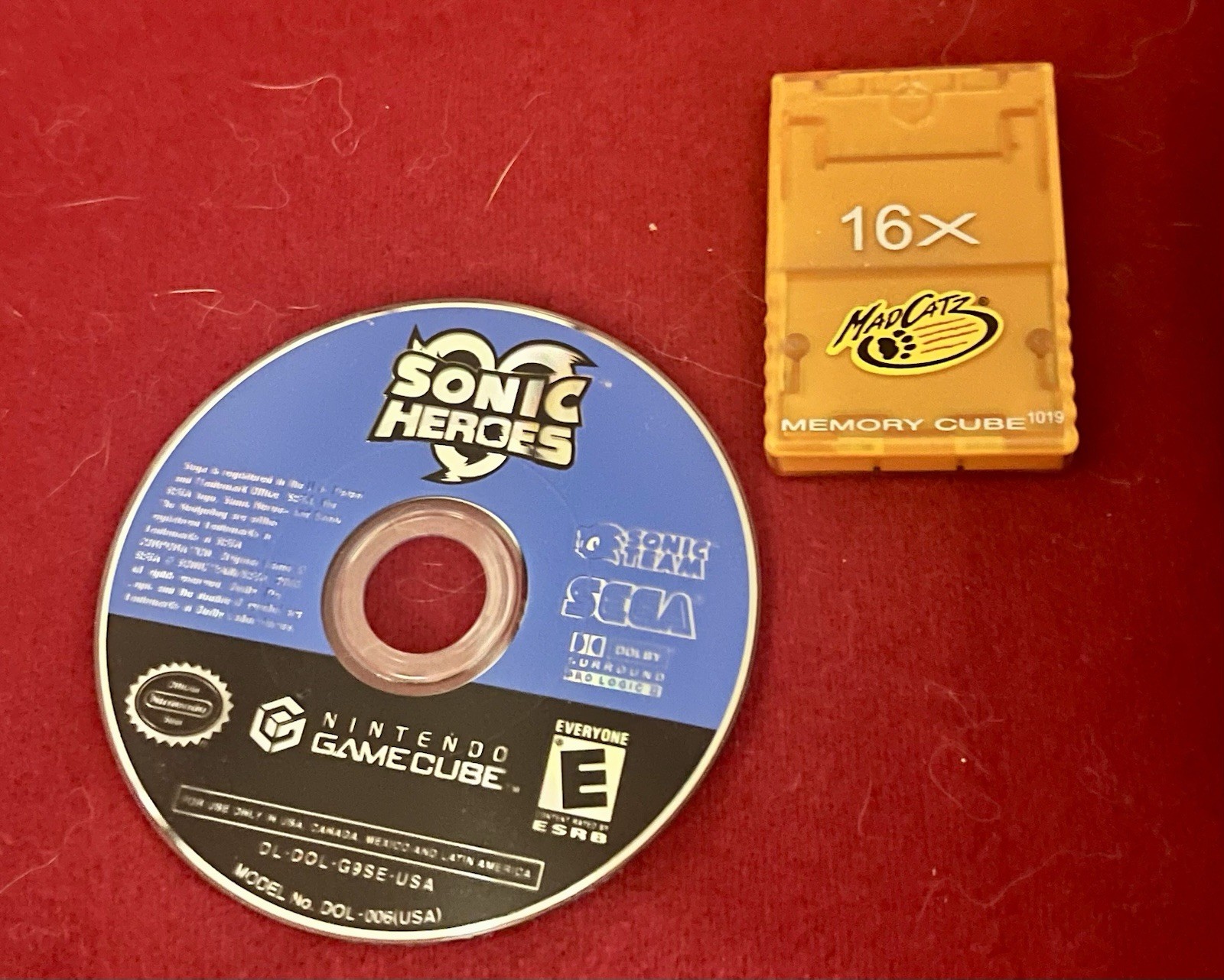 Nintendo GameCube Black Console DOL-001(USA) NTSC-U/C + Sonic Game & Mad Catz