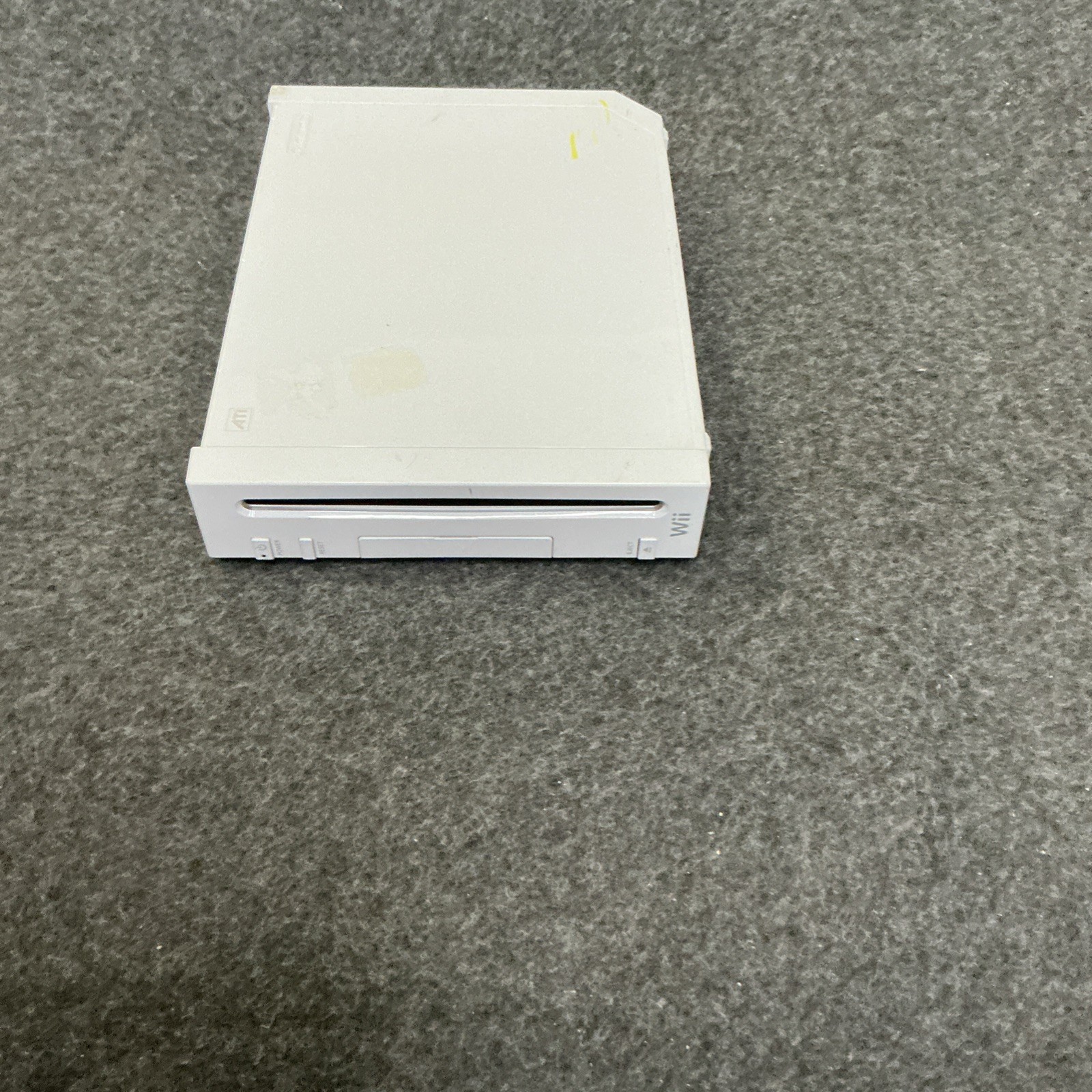 Nintendo Wii RVL-001 512 MB Home Console With AV Cords. Tested And Works