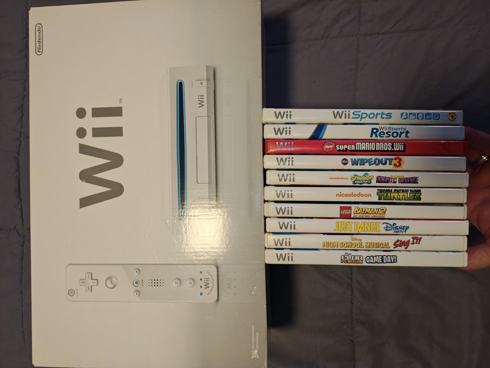 Nintendo Wii Game Console Bundle With 10 Games Complete In Box