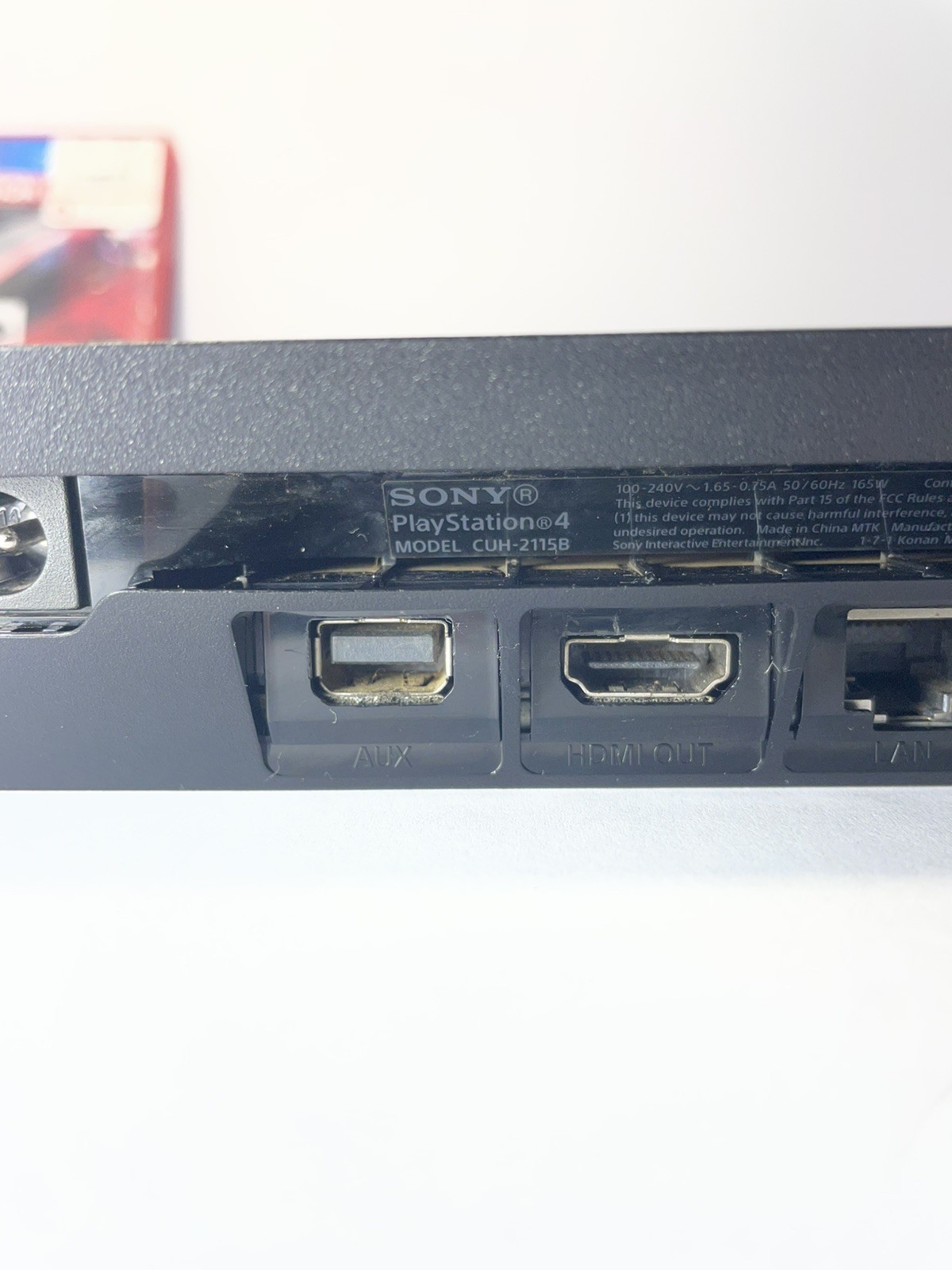 PlayStation 4 Slim CUH2115b w/ Controller and Game | 1 TB | REPASTED