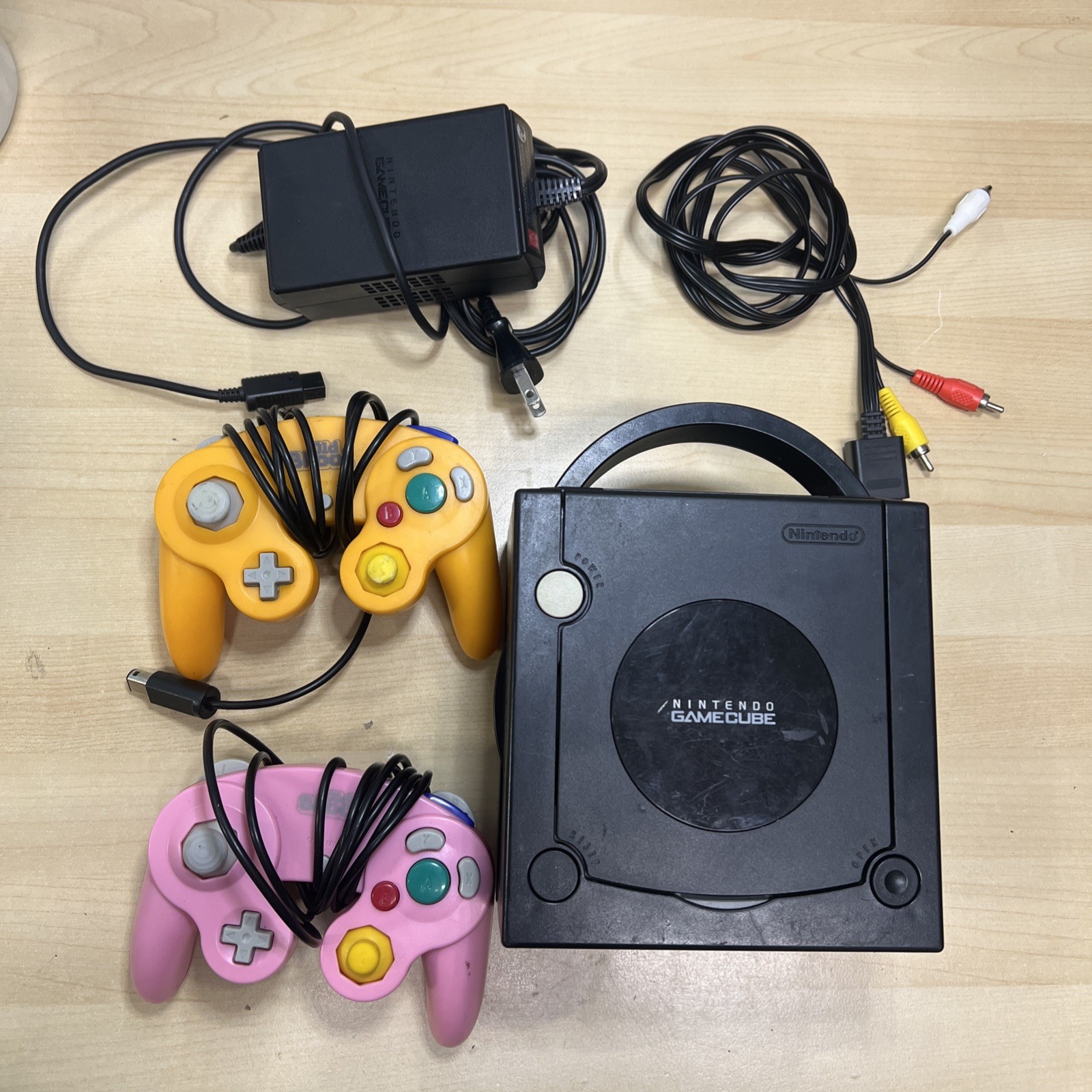 Nintendo GameCube Black 2001 DOL-001 Game Console Jpn, Tested Working