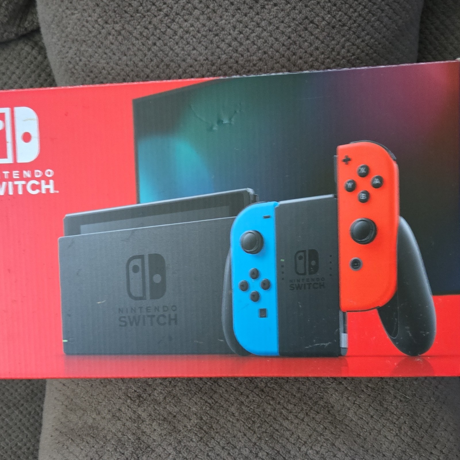 Nintendo Switch Great Condition Bundle: Console,Box, 4 Controllers, Cord, Etc