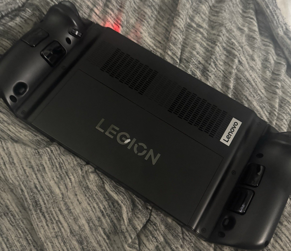 Lenovo Legion Go 512GB Handheld PC System 1600p Wi-Fi USB-C Black