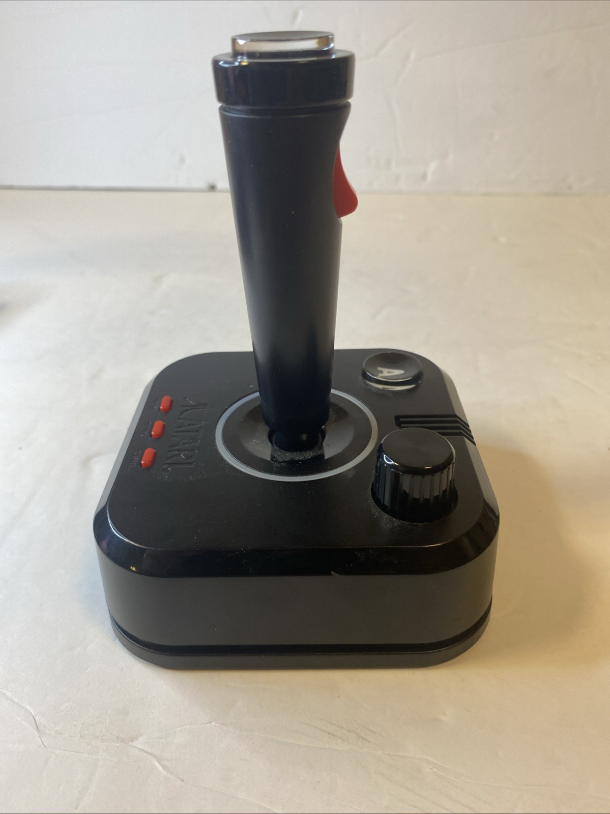 Atari Gamestation Pro DGUNL-7012 HDMI USB-C Mini Console