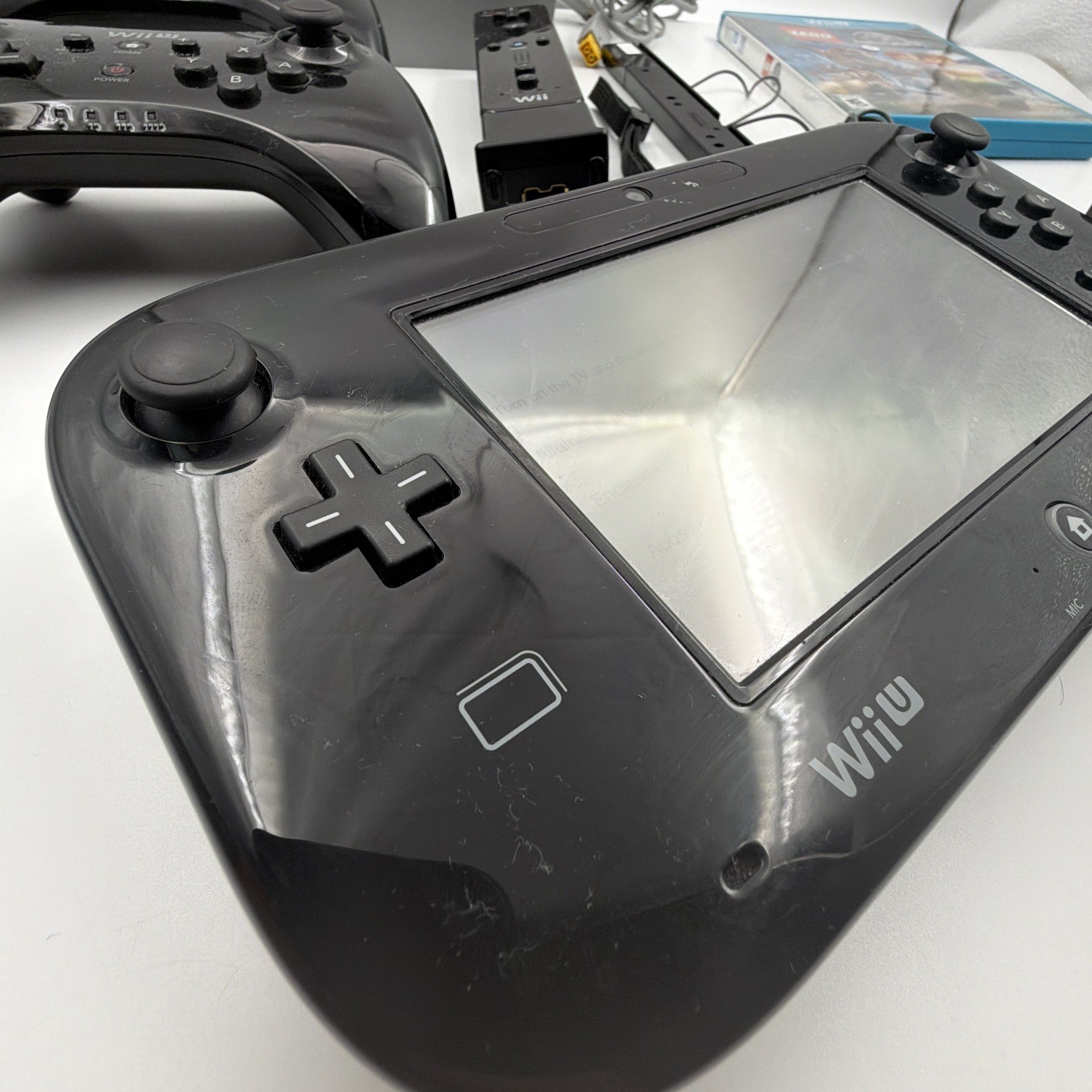Nintendo Wii U Console Bundle Tested Working Reset 2 Pro Controllers + Game