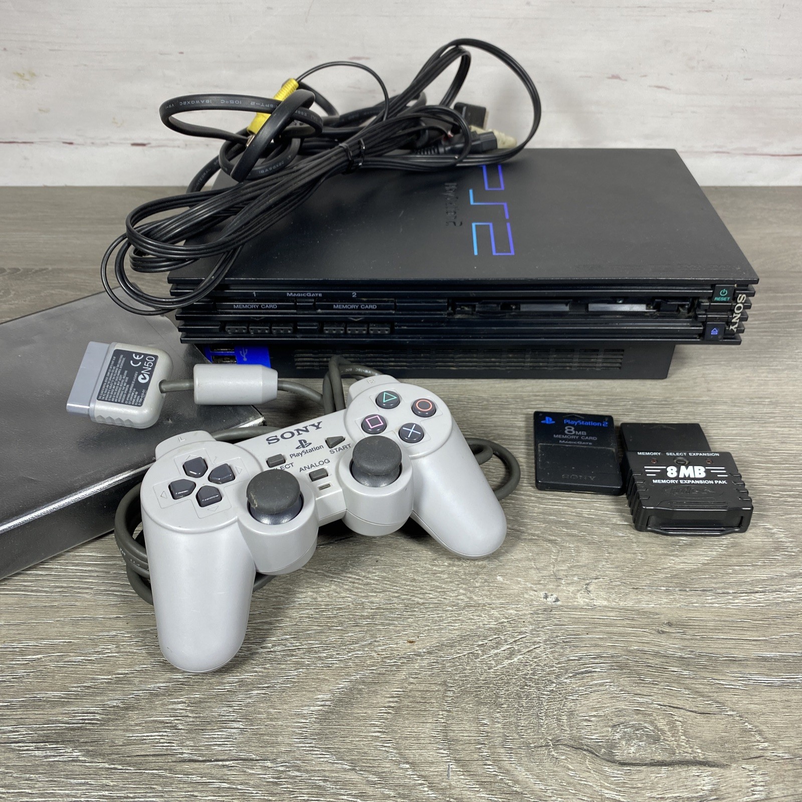 Sony PlayStation 2 PS2 SCPH-50001/N Phat Console Bundle Games Controller Card