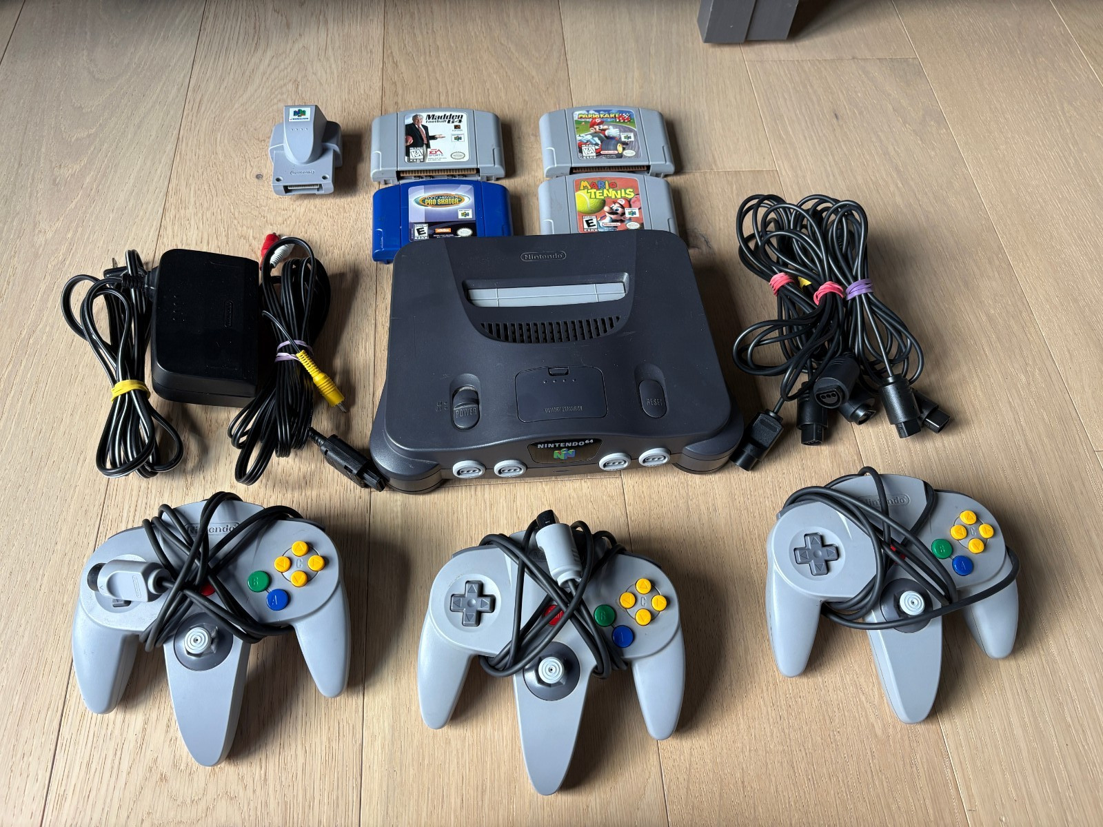 Nintendo 64 N64 w/ 3 Controllers | 4 Games | Rumble Pak | Cables | Tested 🔥🔥🔥