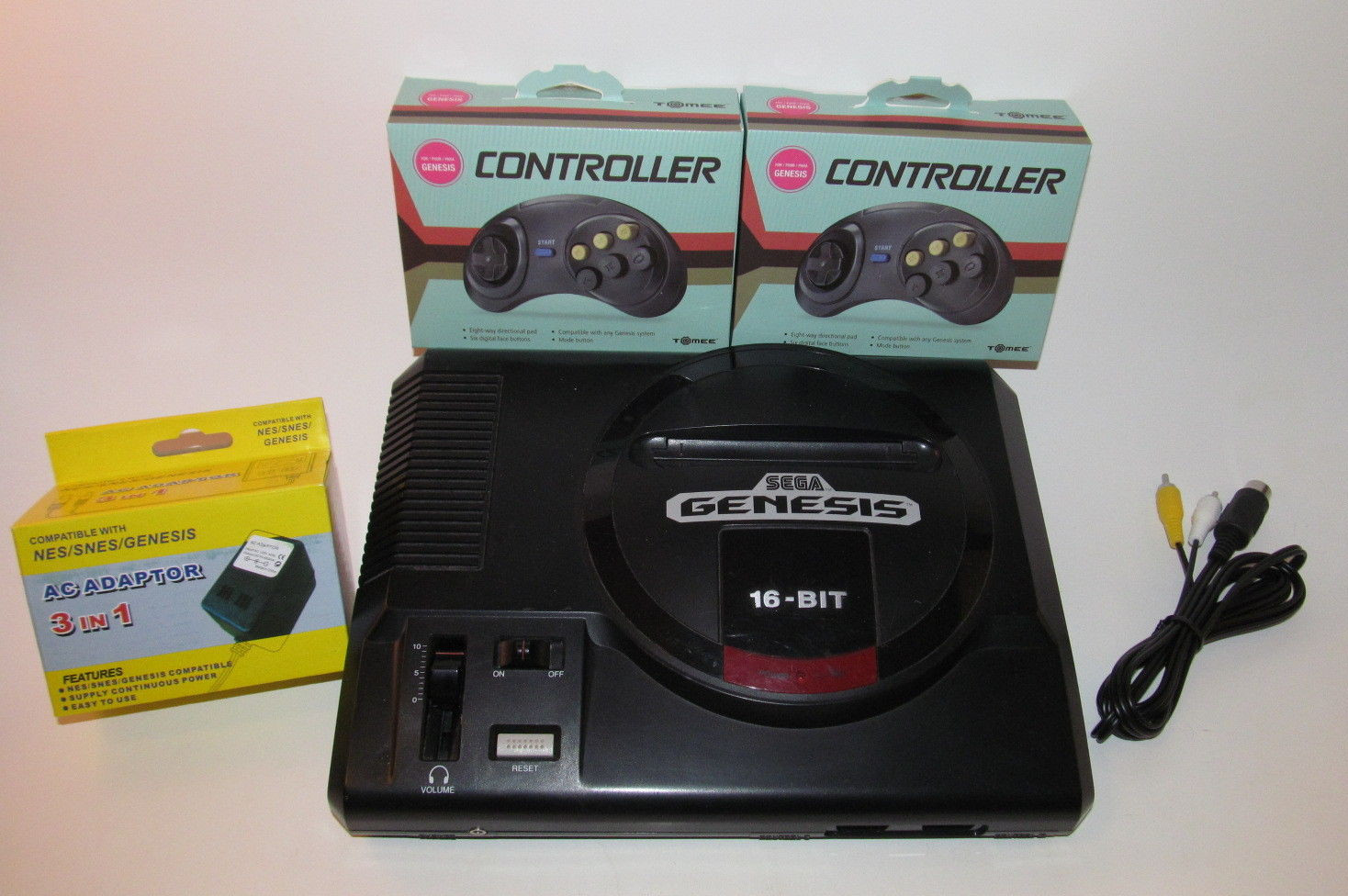 Original Sega Genesis Model 1 Console System MK-1601 Hookups and 2 Controller