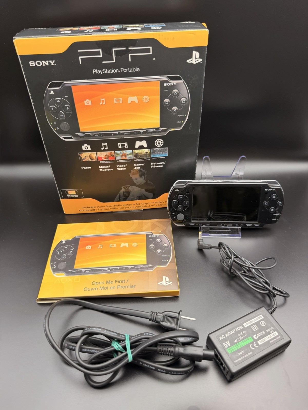 Sony PSP-2001PB/98510 Playstation Portable Black w/ Original Box CLEAN!!!!