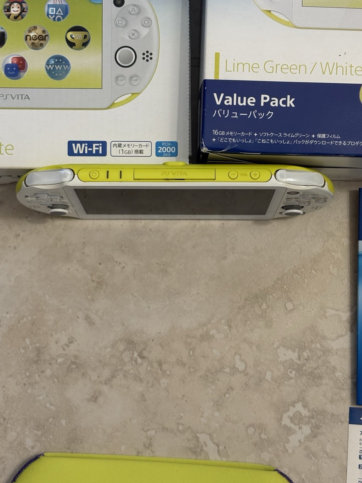 PS Vita 2000 Lime Green / White Complete In Box 8GB – Tested USA Seller