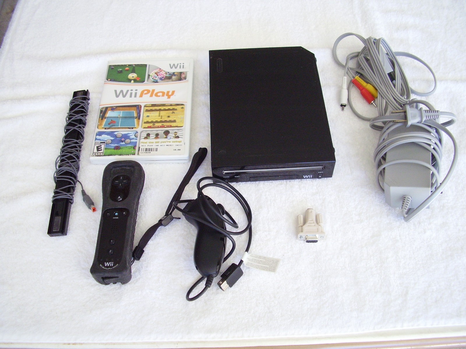 Nintendo Wii Console + GameCube Compatible +, Wii Play Pro series