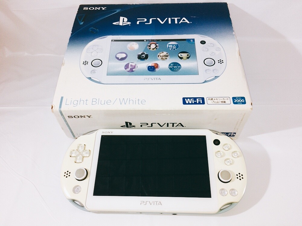 Sony PCH2000 ZA14 PlayStation Vita Launch Edition 1GB – Light Blue/White, Boxed