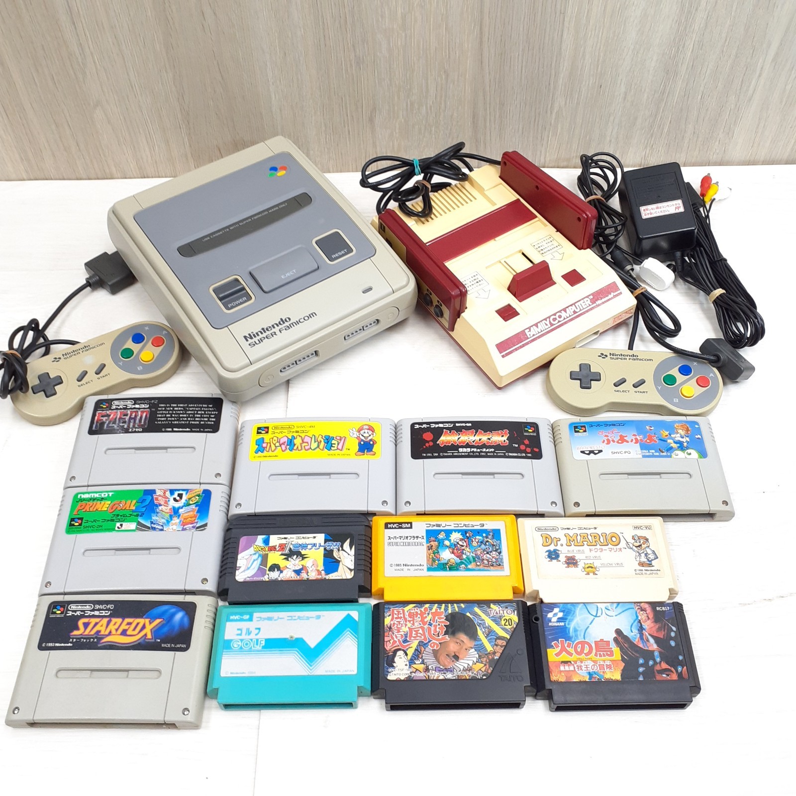 Nintendo Original Famicom & Super Famicom Console SET with 12 Games Cables Japan