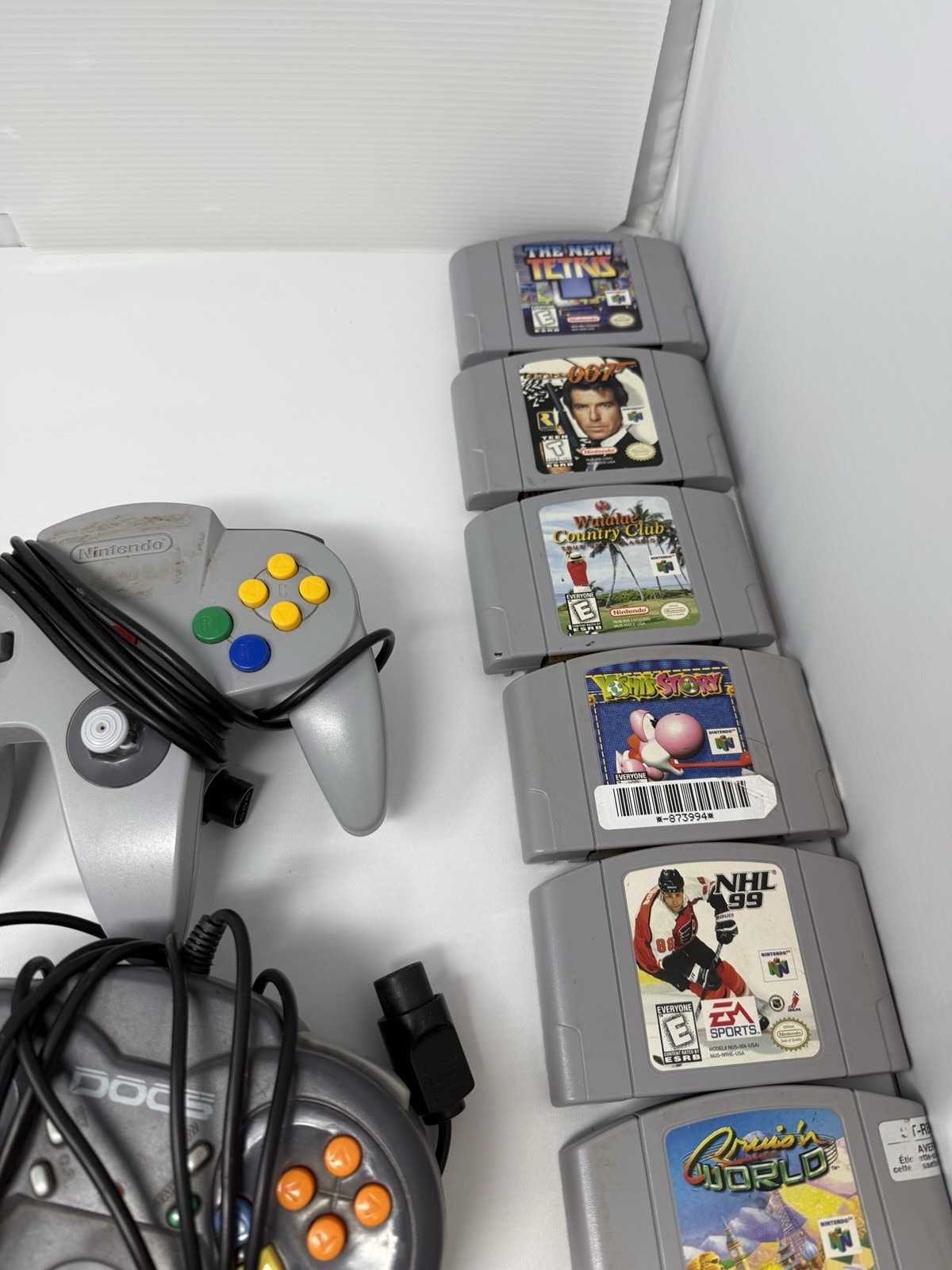 Nintendo 64 N64 Console Bundle Expansion Pack 8 Games Yoshi & 007 Controllers