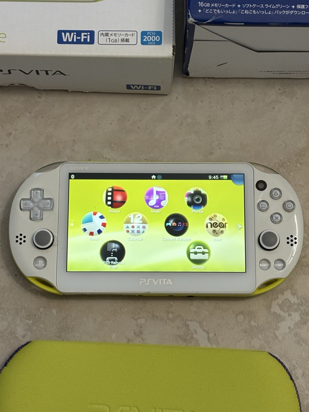PS Vita 2000 Lime Green / White Complete In Box 8GB – Tested USA Seller