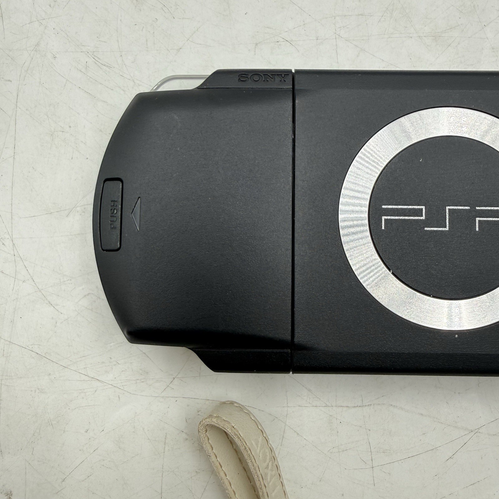 Sony PlayStation Portable PSP Console – Black (PSP-1001K) Tested W/32mb Mem Card