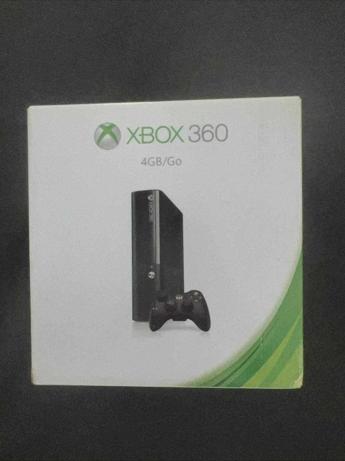 Microsoft Xbox 360 4GB/GoConsole – Black With Controller & Cables – BOX INCLUDED