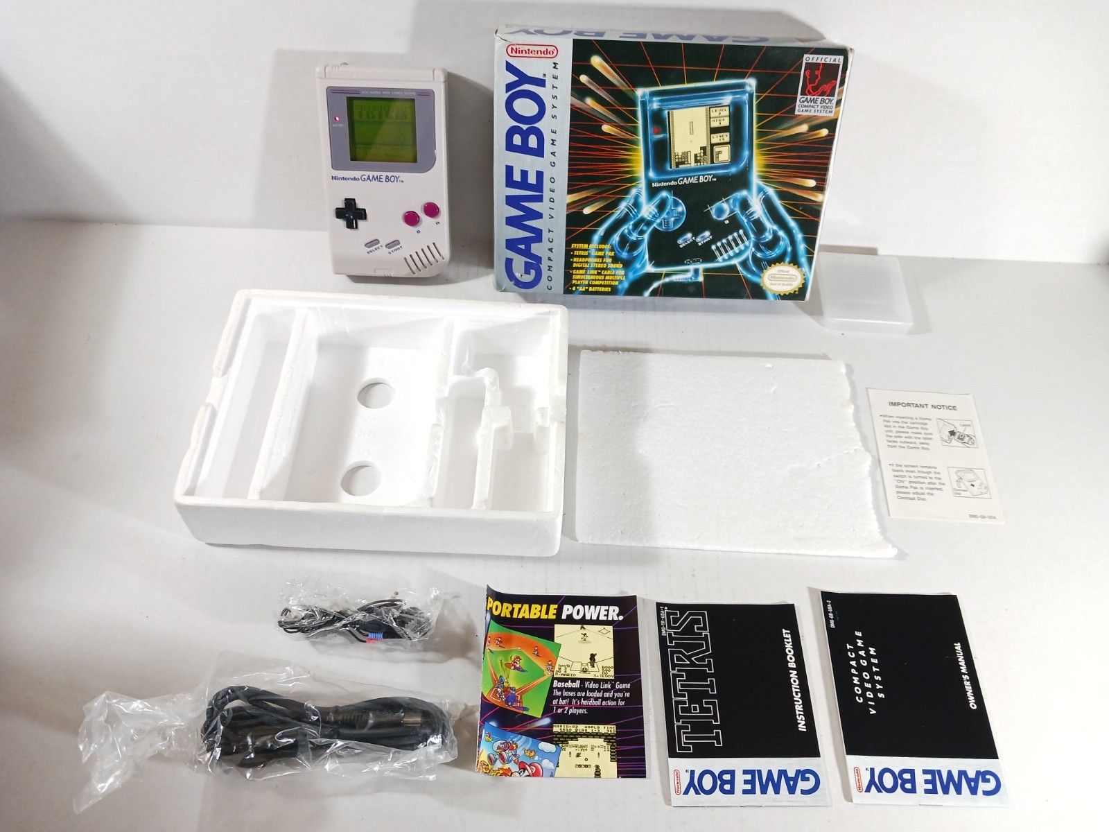 Nintendo GameBoy DMG Longbox Tested CIB Long Box Launch Edition Headphones Foam
