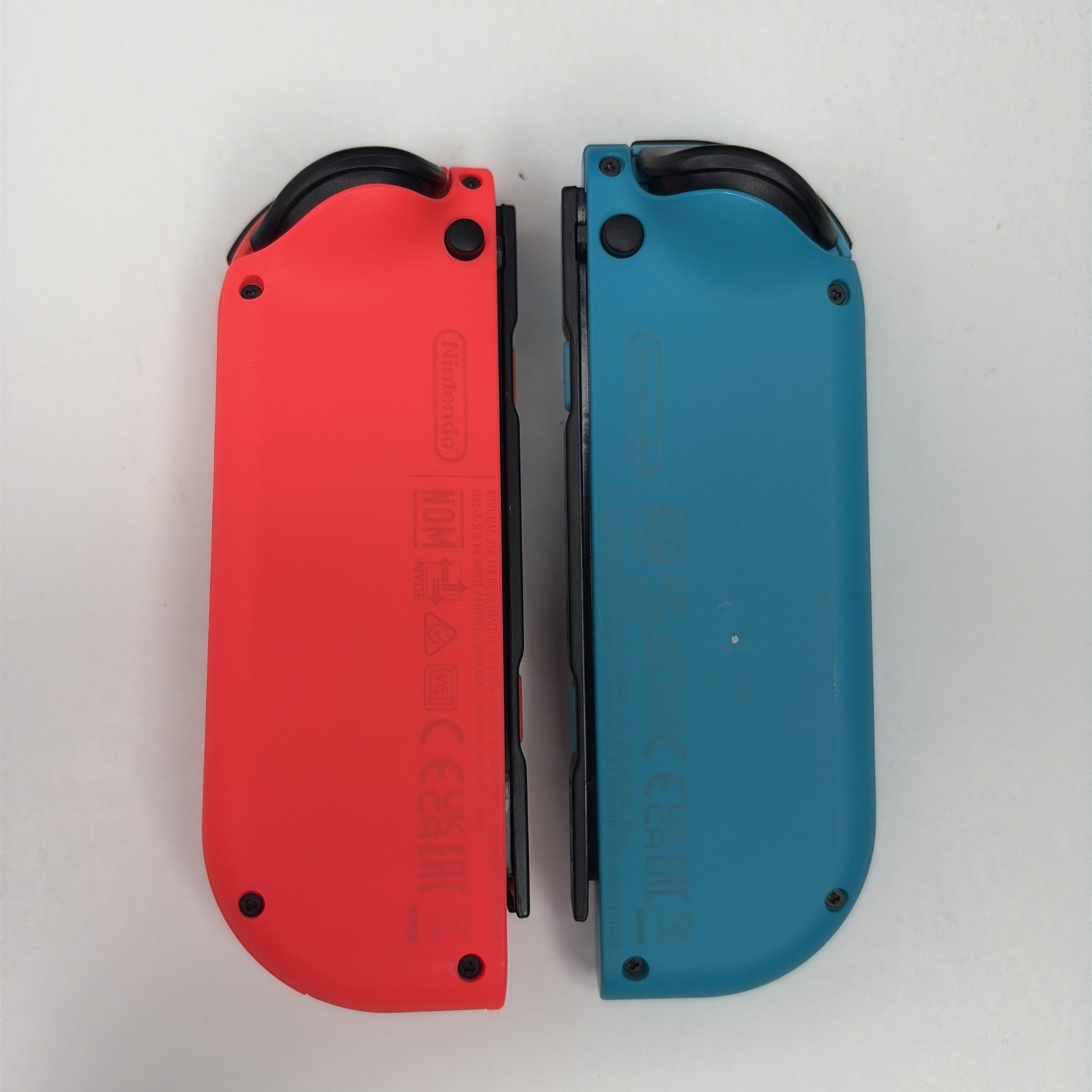 Nintendo Switch OLED bundle Lot ~ 3 Pokemon Games, HORI Joycons, Carrying Case