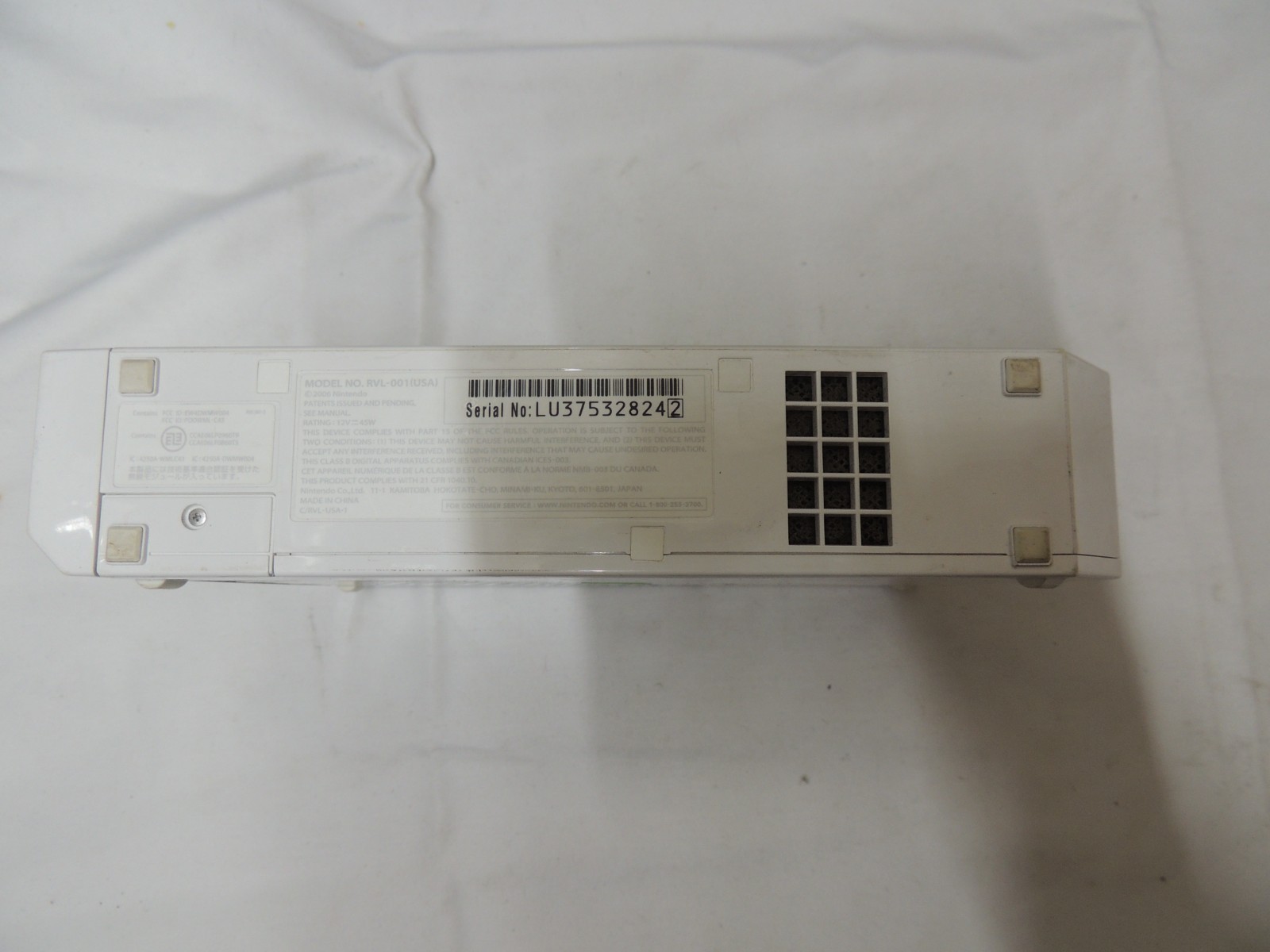 Nintendo Wii – RVL-001 White Bundle #21 NO CHARGER OR AV CABLE