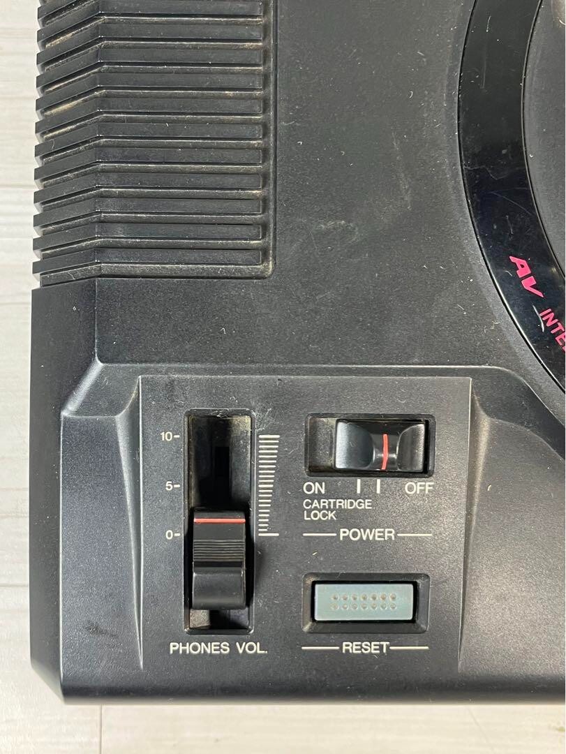 SEGA MEGA DRIVE 16-BIT HAA-2510 Console Japan