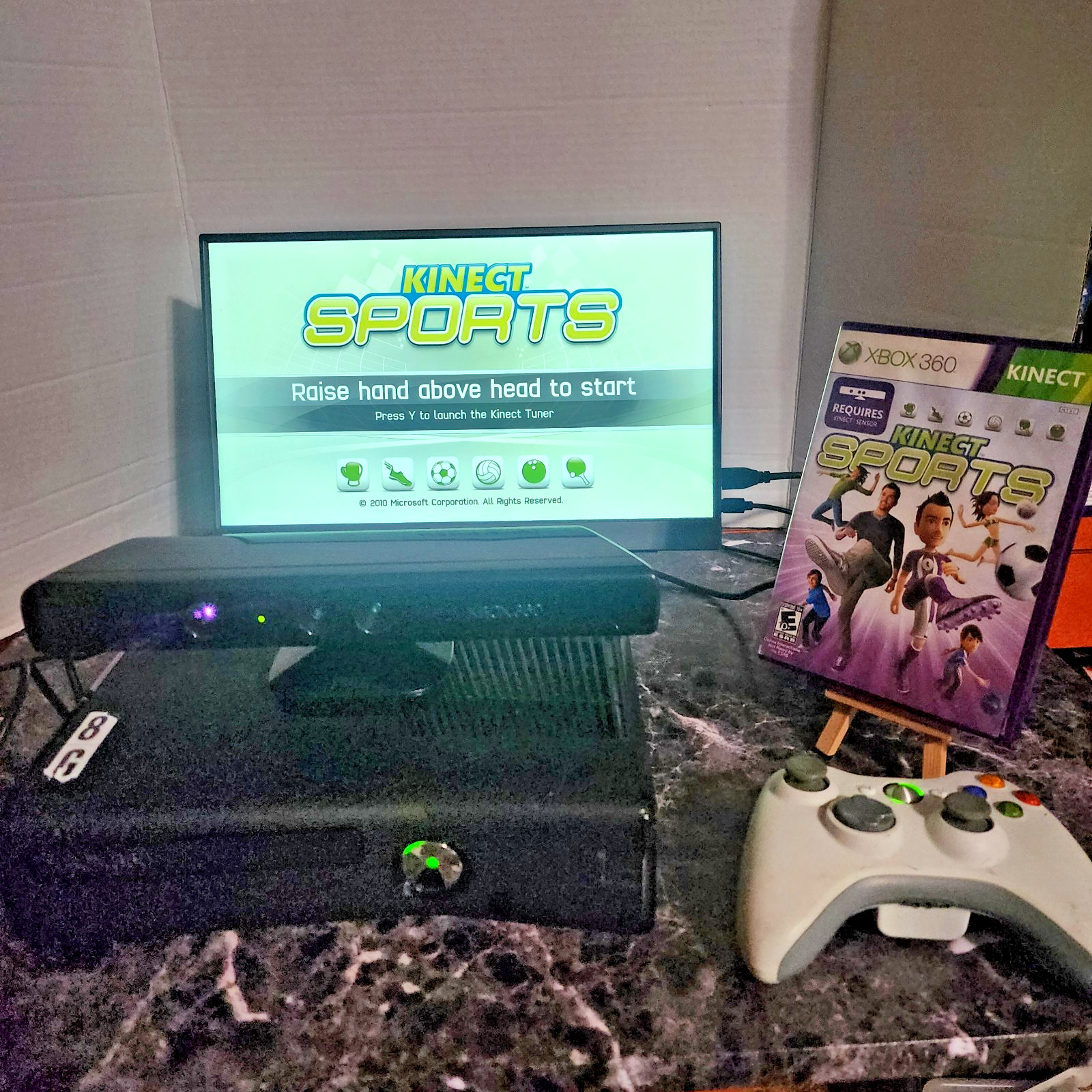 Microsoft Xbox 360 S 4GB Console Bundle Kinect Sensor 4 Games Tested Working OEM
