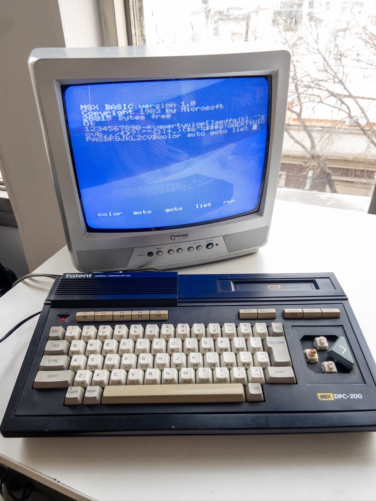 Talent Personal computer MSX DPC-200 Argentina RARE