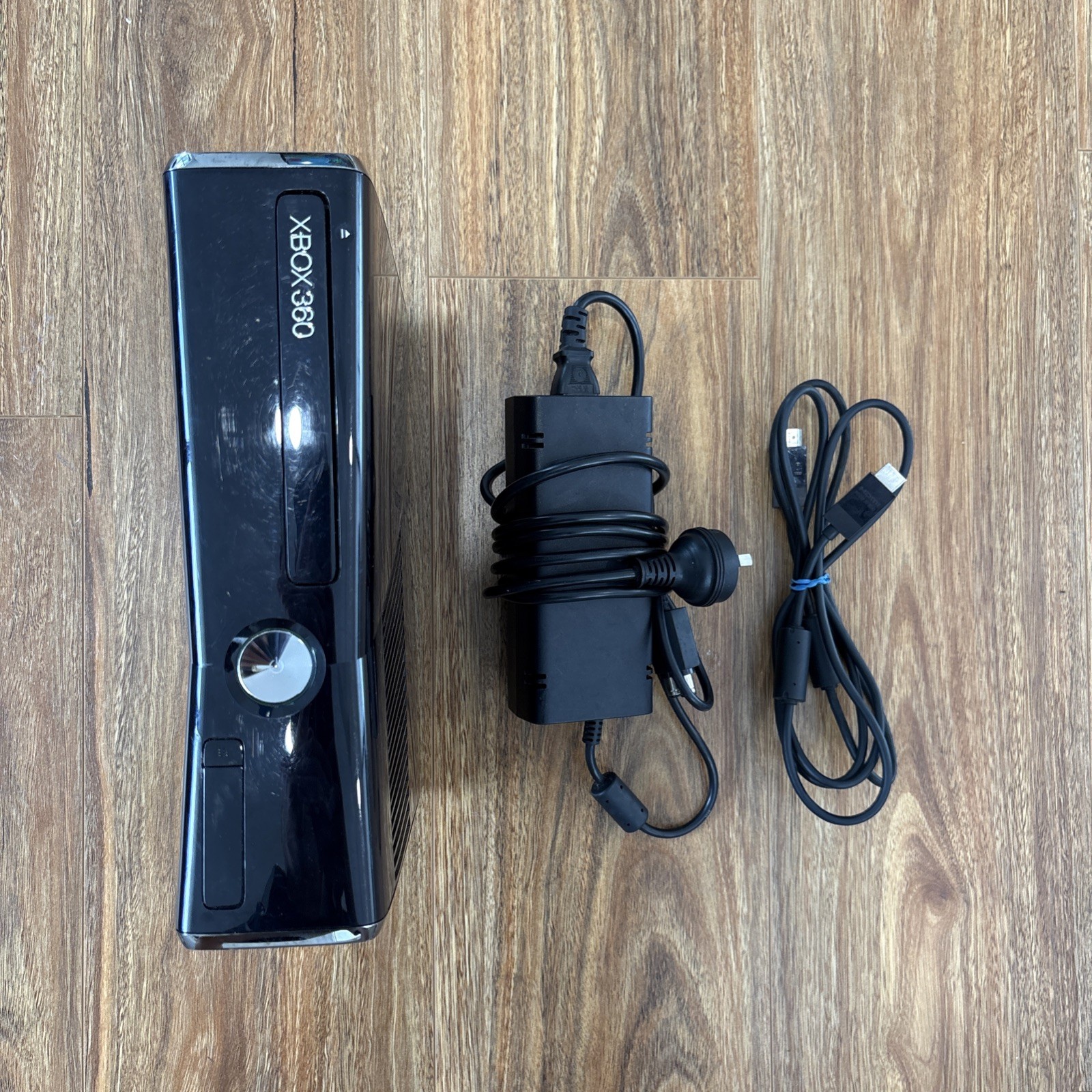 Xbox 360 S Glossy Black Console Only Model 1439 Tested Working W/ Power Supply