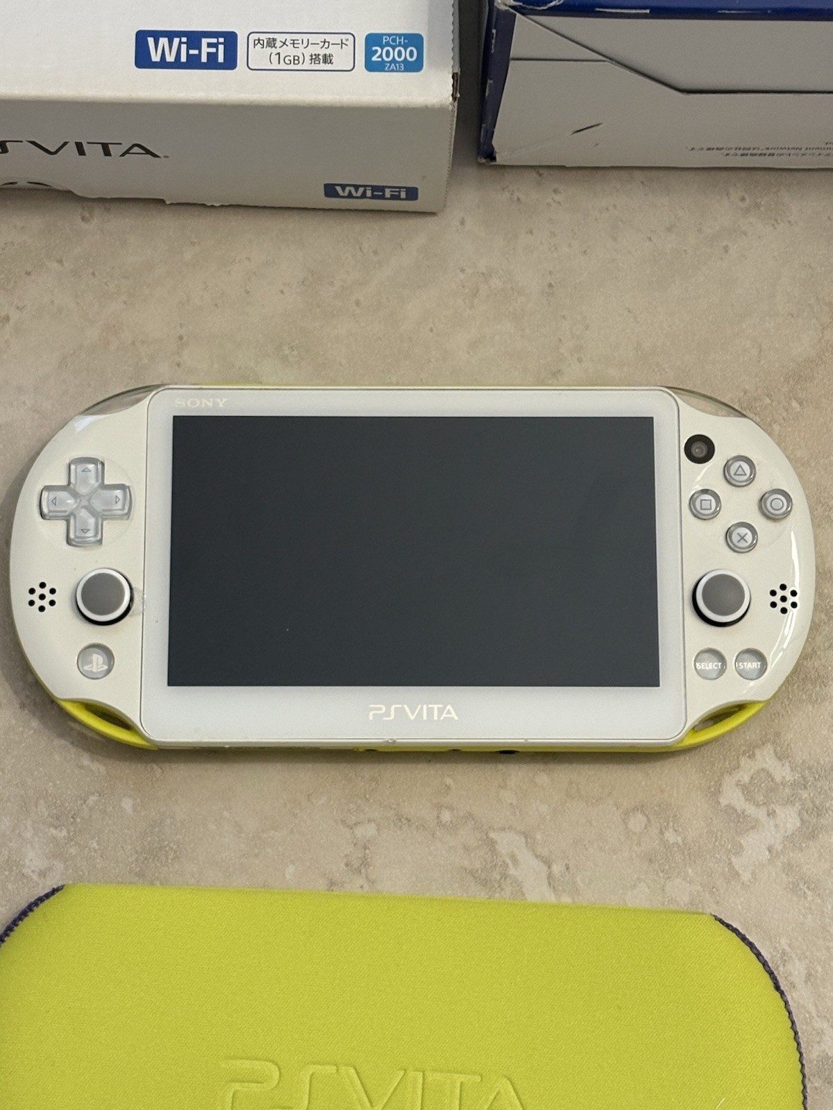 PS Vita 2000 Lime Green / White Complete In Box 8GB – Tested USA Seller