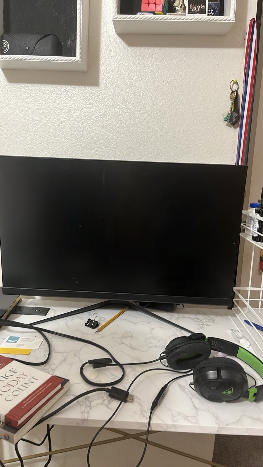 Microsoft Xbox Series S- Controller- 160Hz Gaming Monitor (Great Condition)