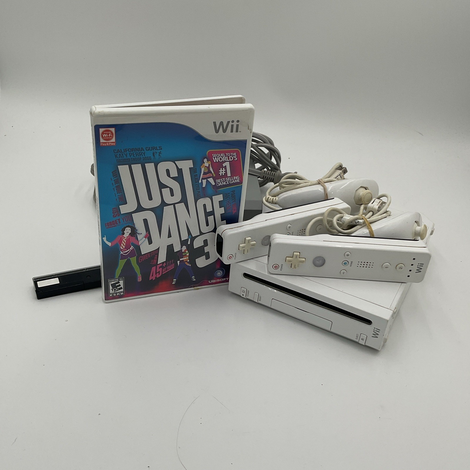 Nintendo Wii Console Bundle with Just Dance 3 & 2 White Controllers RVL-001