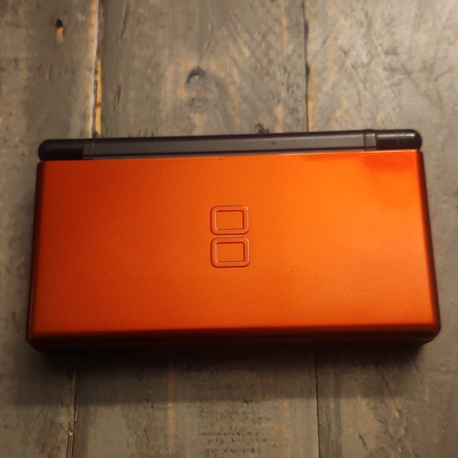 Nintendo DS Lite Red/Black Handheld System, Backlit Display, NTSC-U/C USG-001