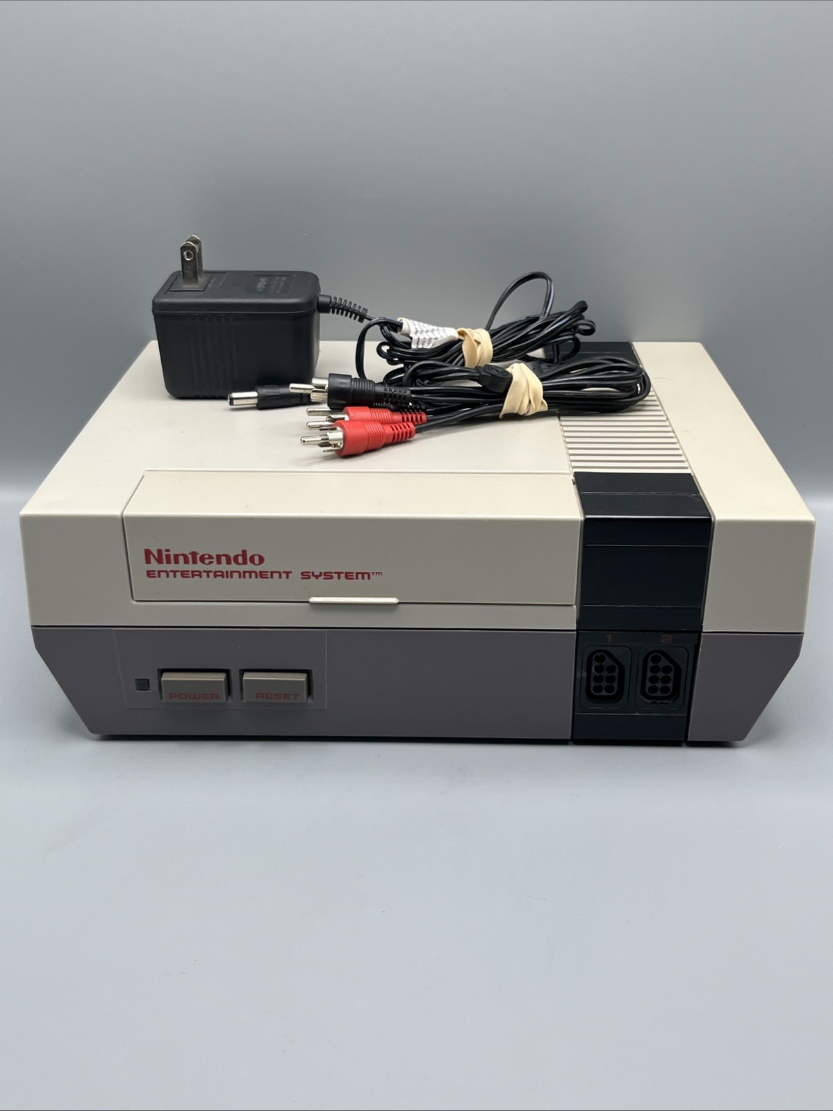 Nintendo Entertainment System NES Console NES-001 w/ AV and Power Cable Tested