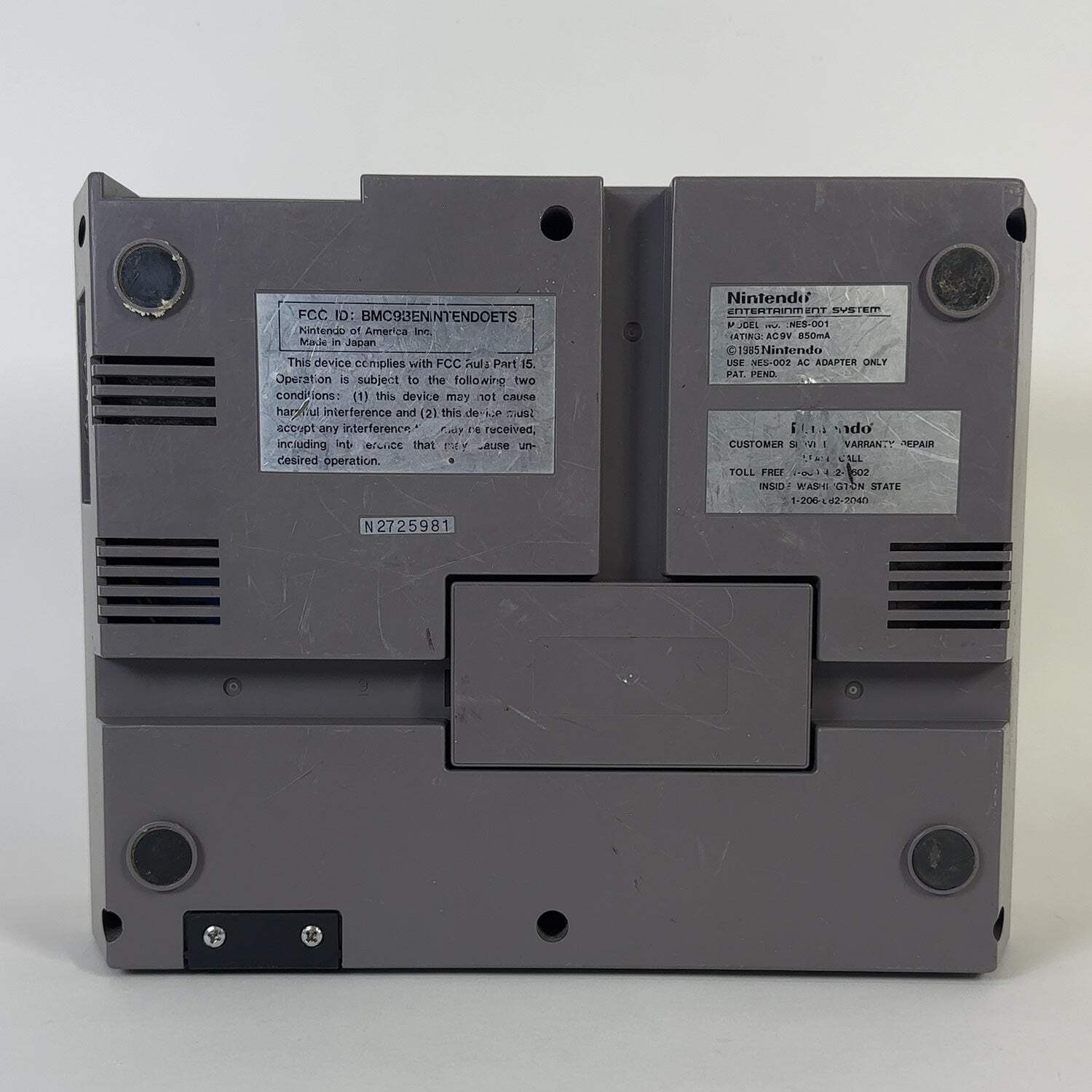 Nintendo Entertainment System NES Console Gaming System NES-001 Gray