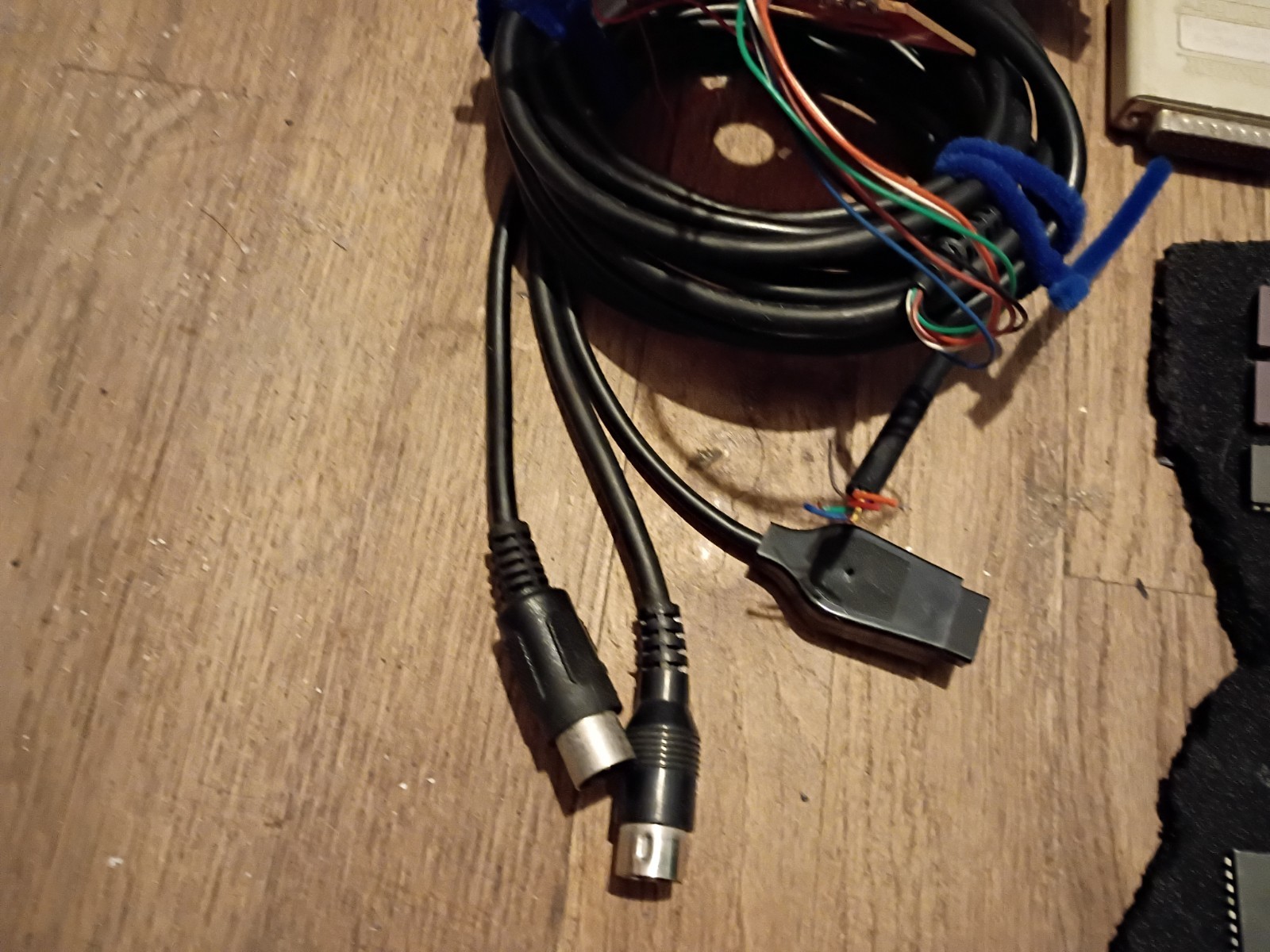 Commodore 64 Personal Computer Lot Plus 1541 floppy drive Plus extra’s For Parts