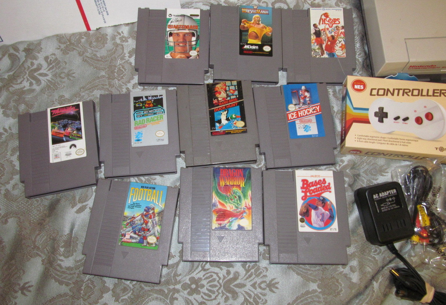 Nintendo NES Console System 2 dog bone & 10 Game Mario Bundle Tested / Works