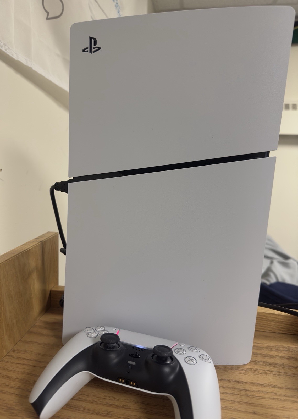 Sony PlayStation 5 Slim Console White Wi-Fi USB with Controller