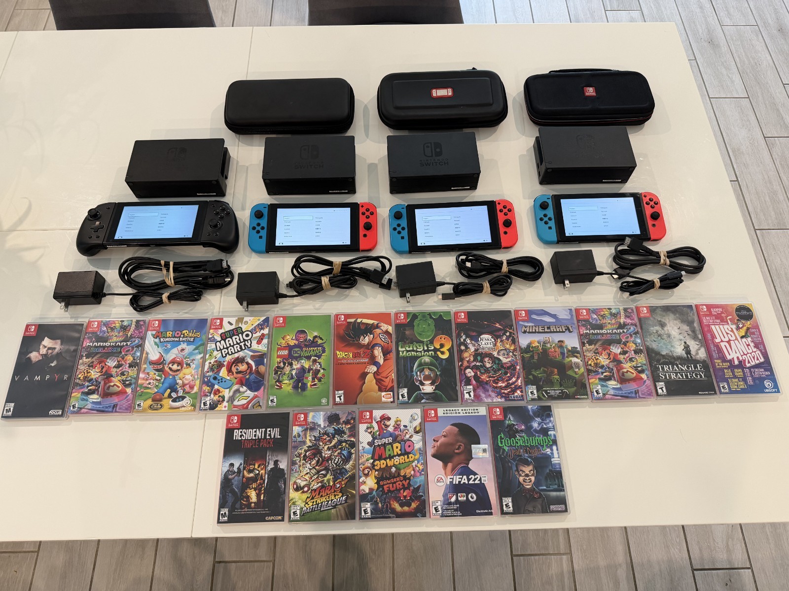 Nintendo Switch Console Lot (4 in total) + 17 Games